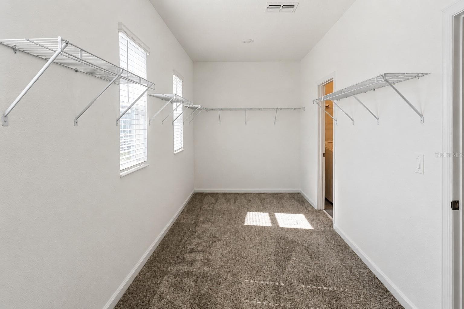 Single Family Residence at 2587 RUNNERS CIR, CLERMONT, photo 36 of 45