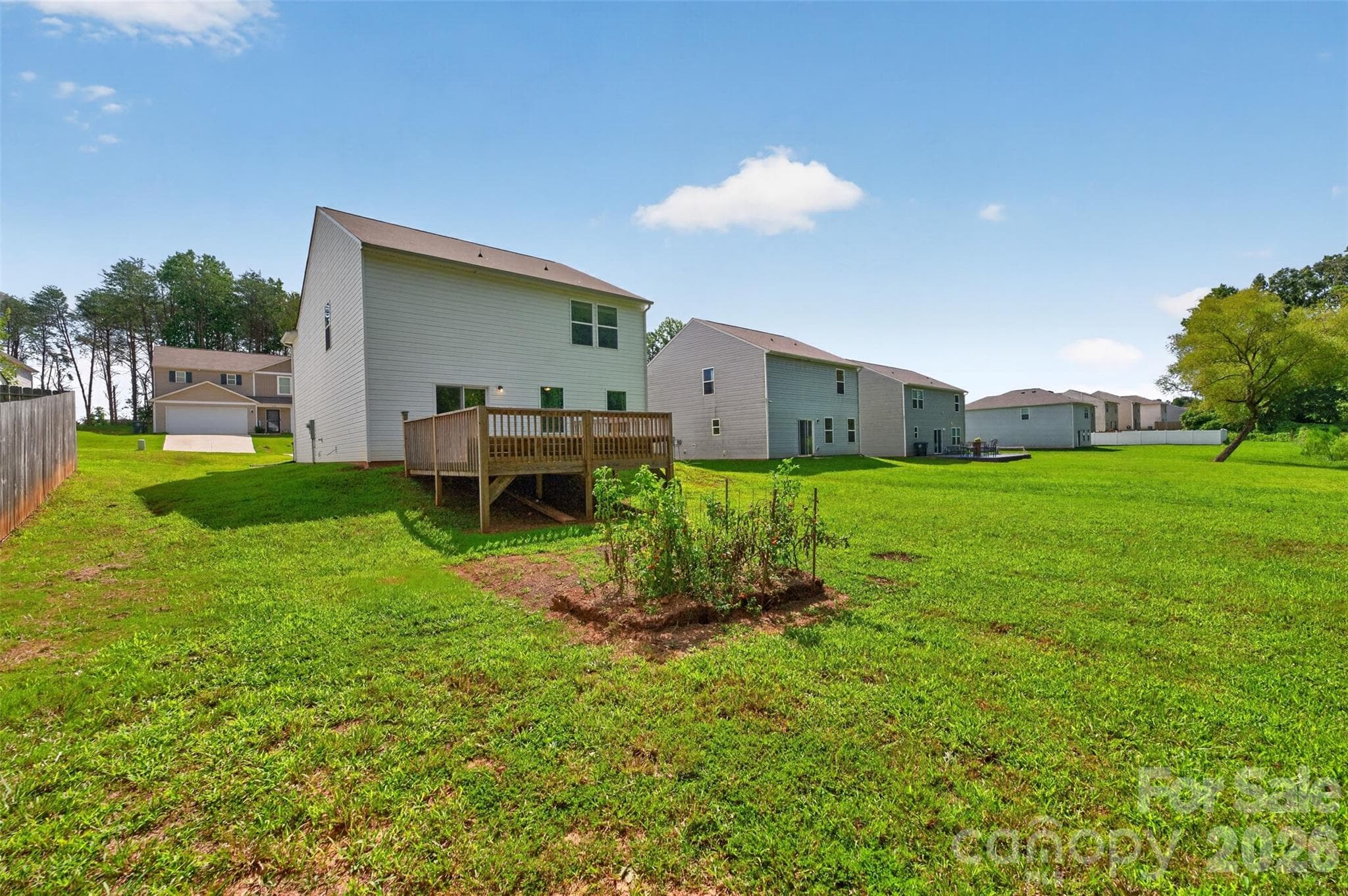 Single Family Residence at 1475 Cannan Mountain Drive, Newton, photo 3 of 47