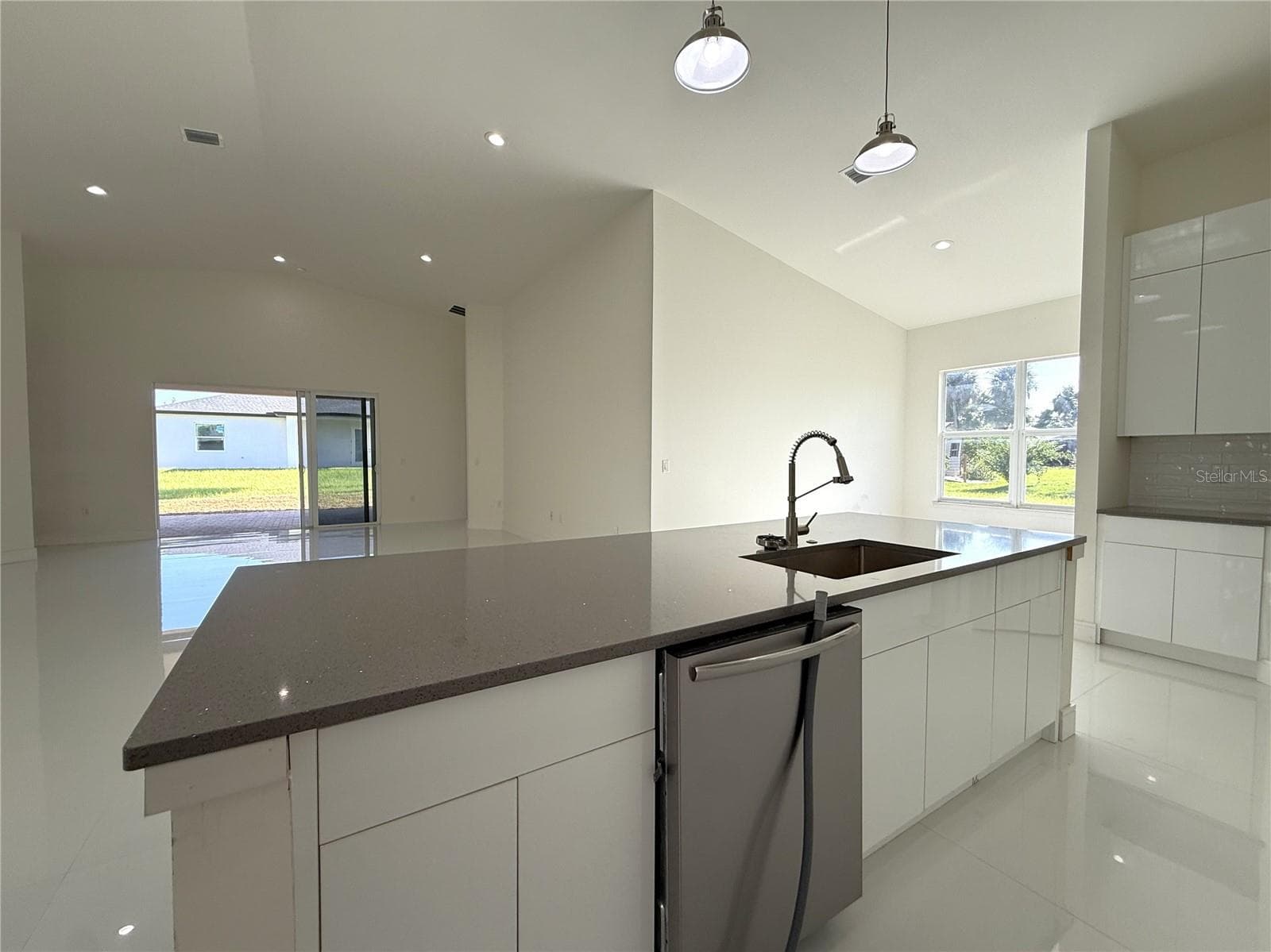 KITCHEN - 16443 HILLSBOROUGH BLVD, PORT CHARLOTTE