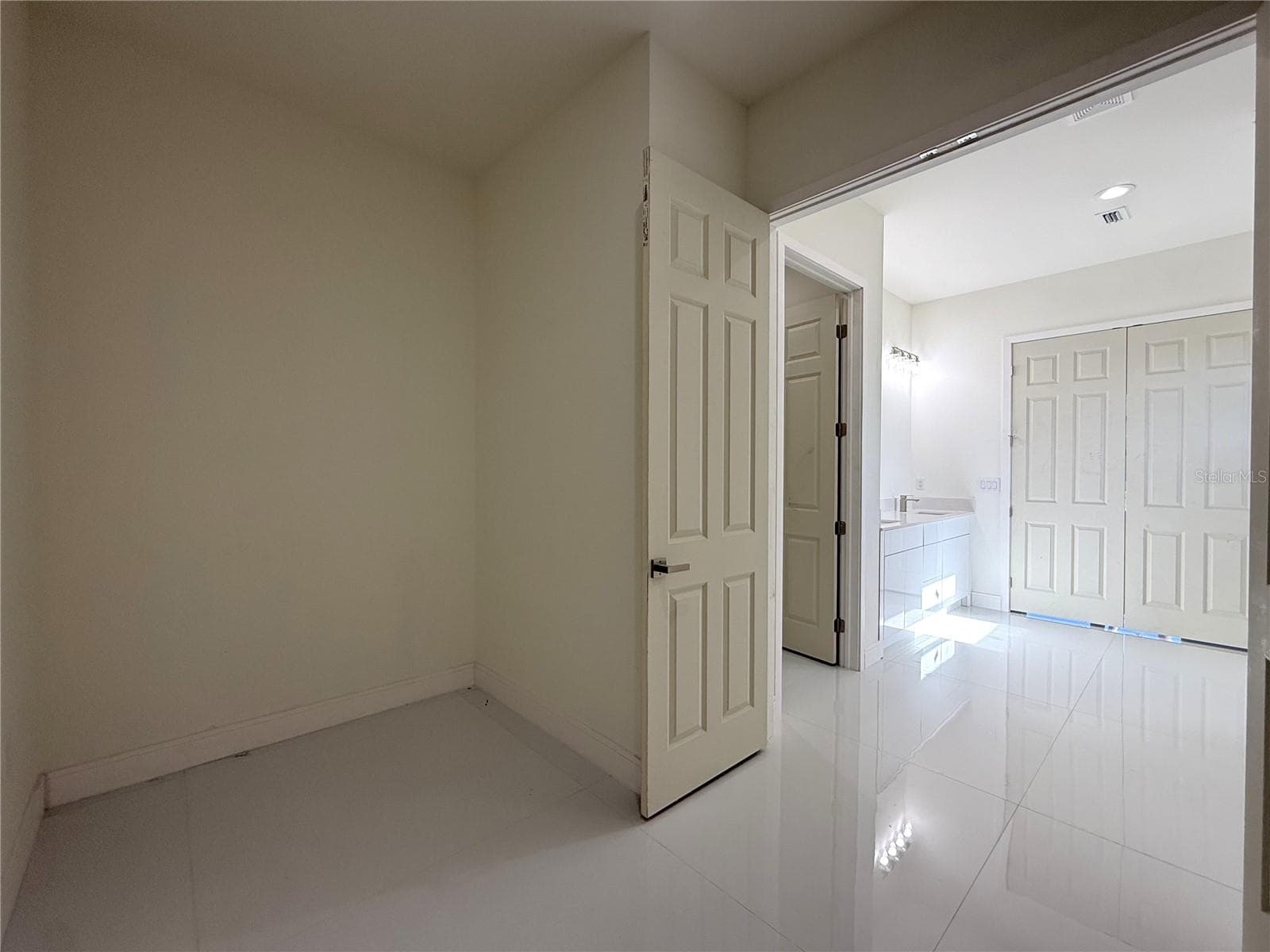 WALK-IN CLOSET - 16443 HILLSBOROUGH BLVD, PORT CHARLOTTE