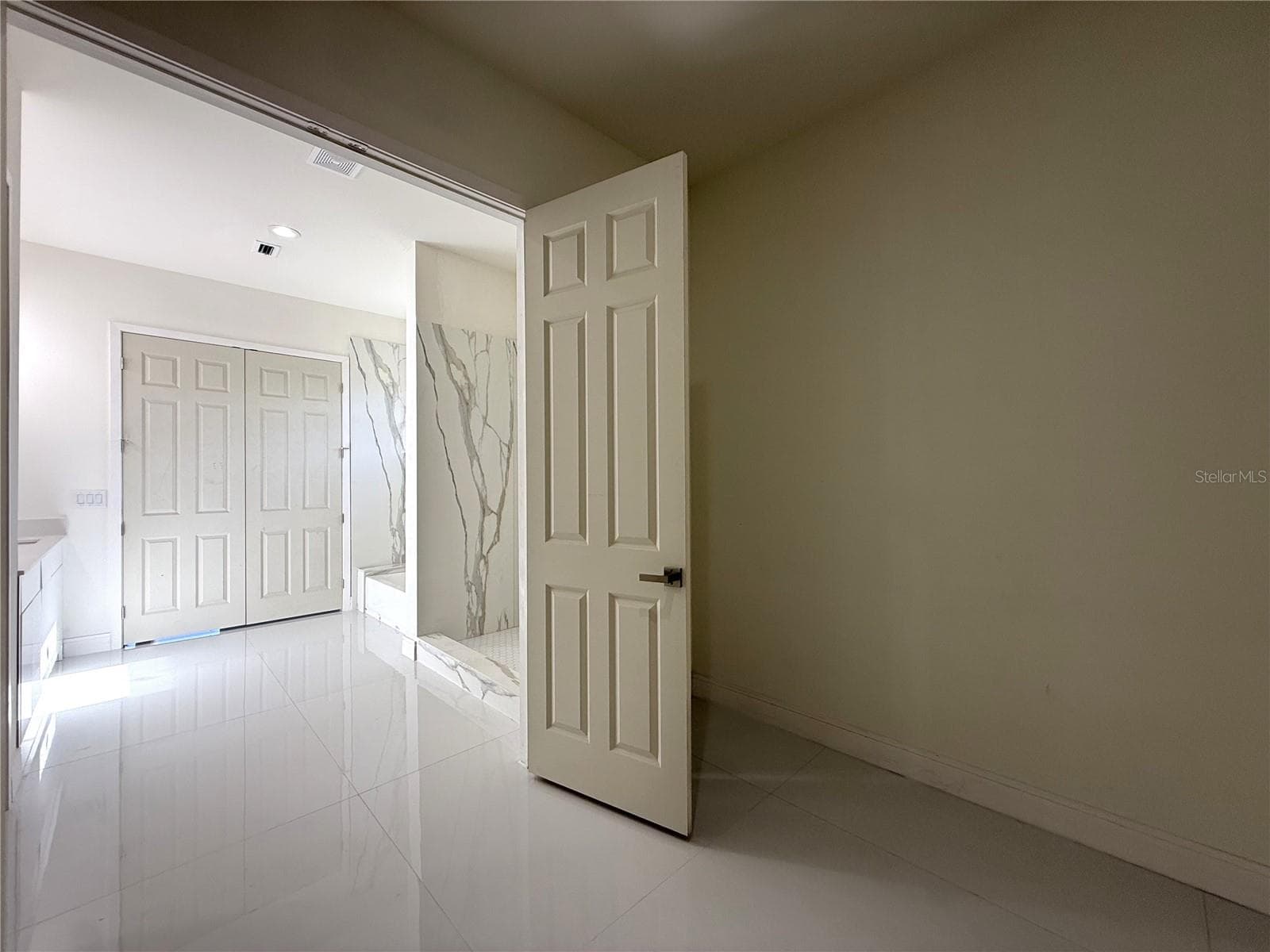 WALK-IN CLOSET - 16443 HILLSBOROUGH BLVD, PORT CHARLOTTE
