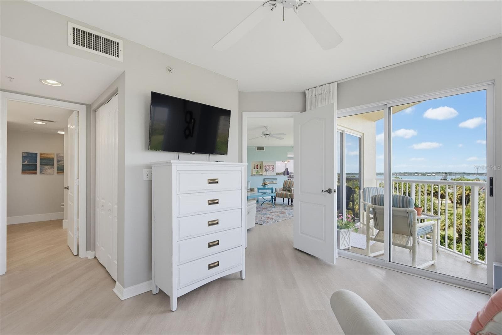 Condominium at 3 OCEANS WEST BLVD #5B4, DAYTONA BEACH SHORES, photo 14 of 51