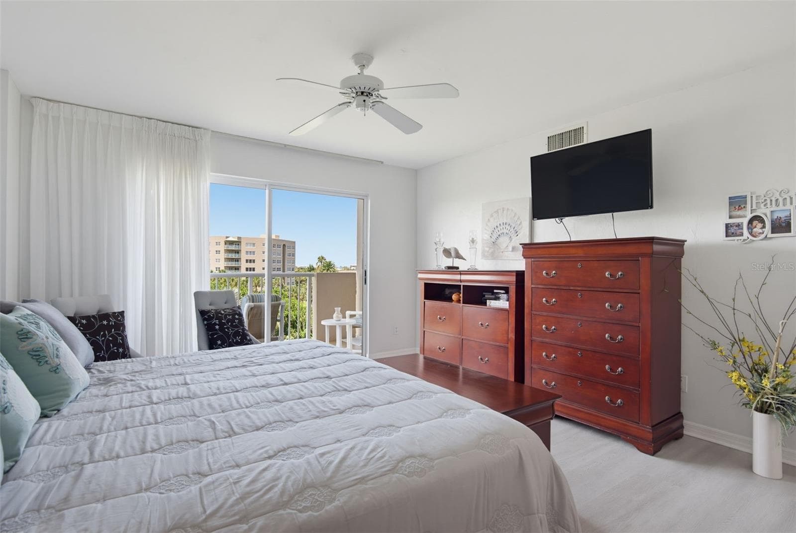 Condominium at 3 OCEANS WEST BLVD #5B4, DAYTONA BEACH SHORES, photo 24 of 51