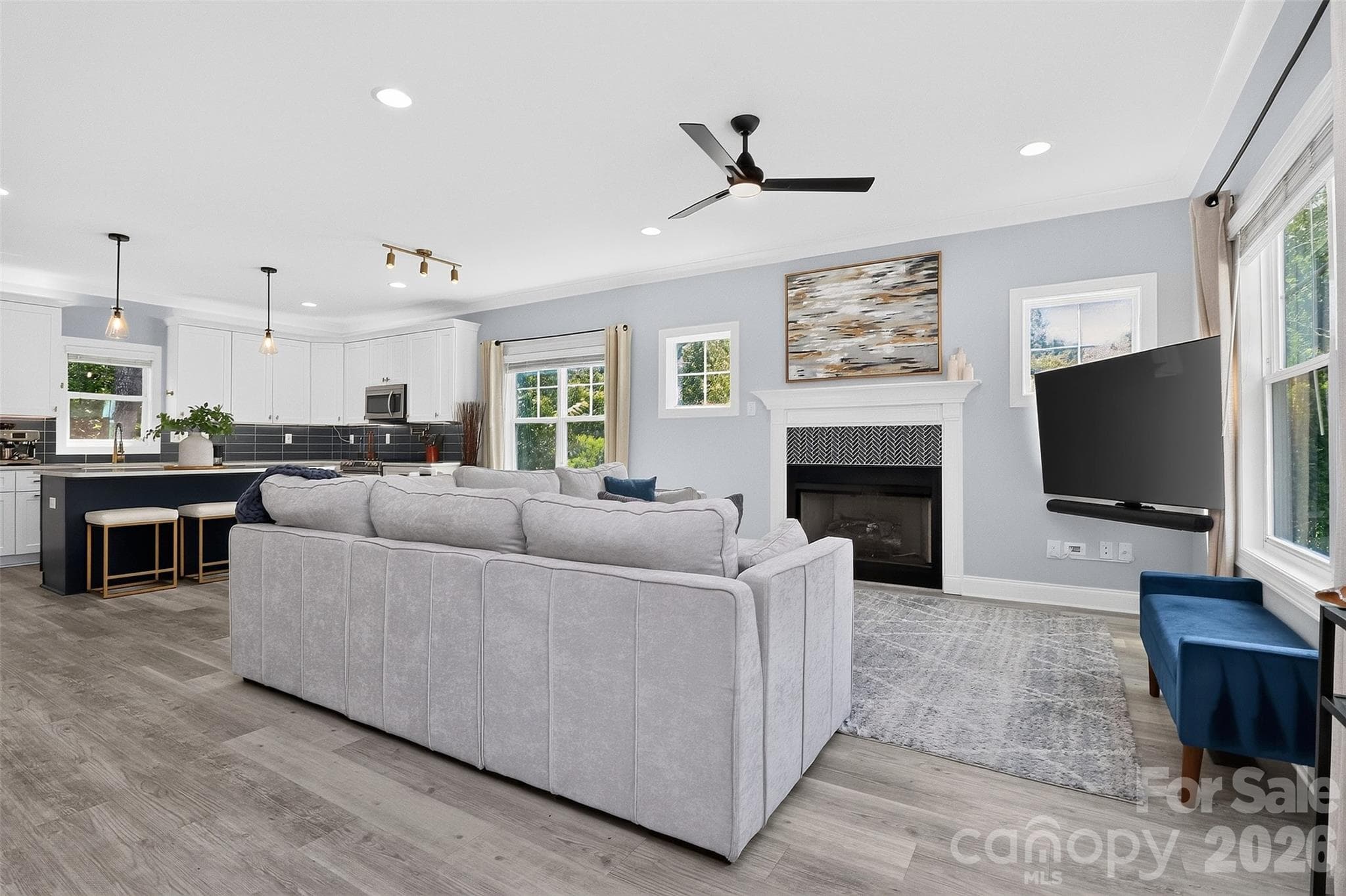 Single Family Residence at 3039 Palm Avenue, Charlotte, photo 5 of 46