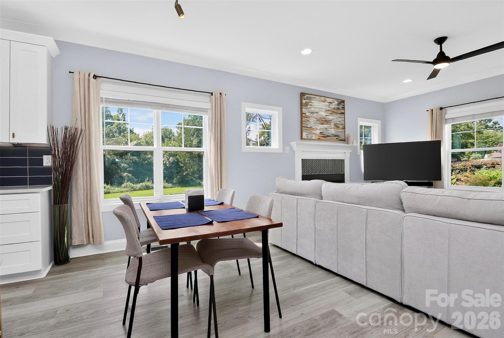 Single Family Residence at 3039 Palm Avenue, Charlotte, photo 11 of 46