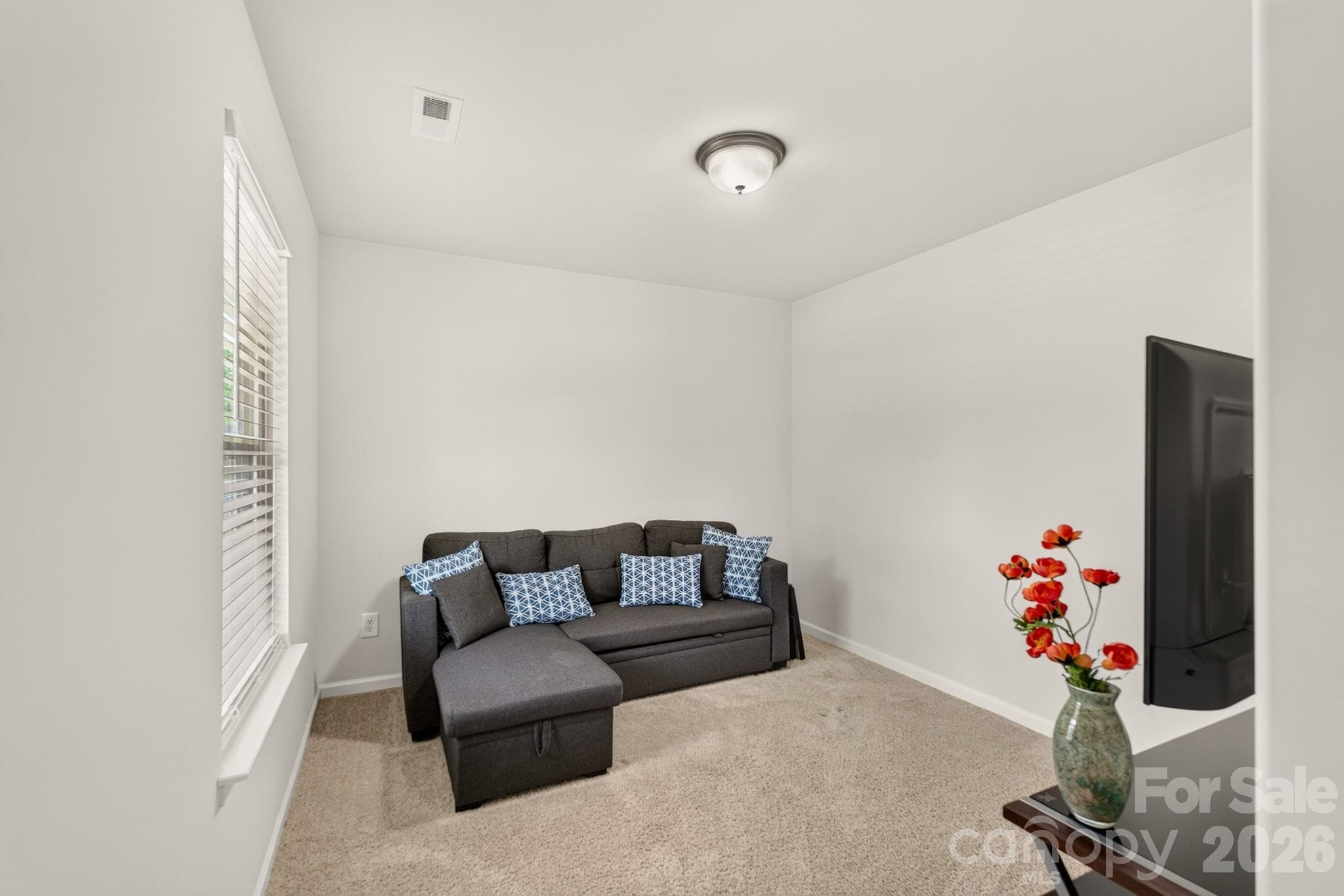Flex room off the main entrance - 1425 Springdale Road, Lancaster