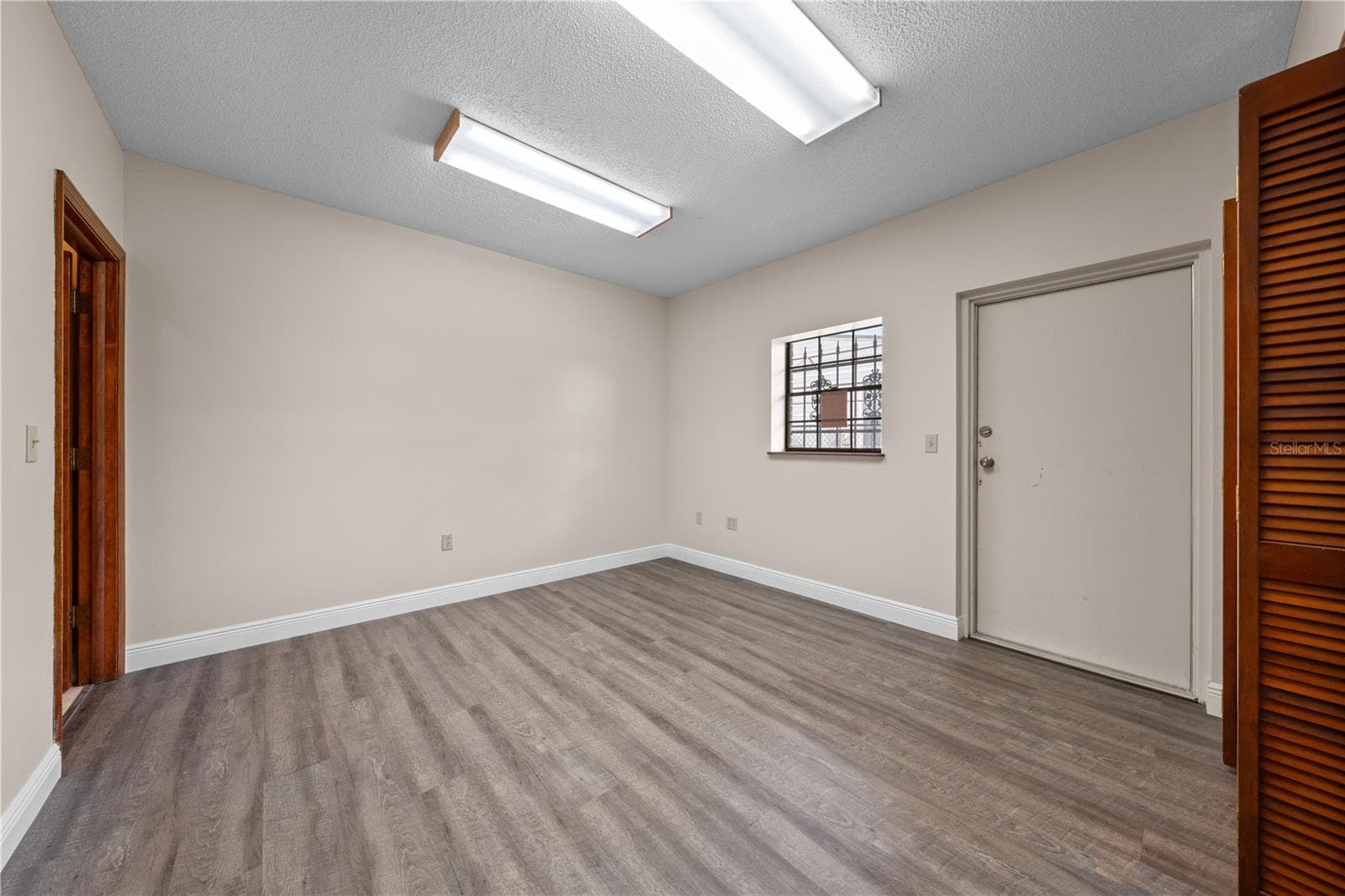 Medical Office at 323 W CYPRESS ST, KISSIMMEE, photo 60 of 83