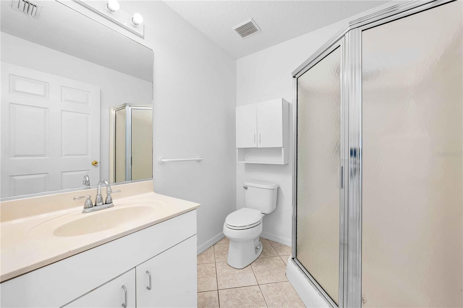 Condominium at 630 N JEFFERSON AVE #19, SARASOTA, photo 21 of 28