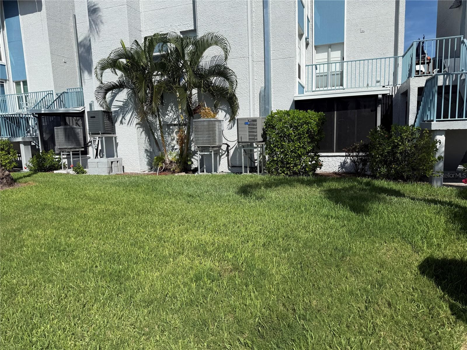 Enclosed Lanai - 179 MEDALLION BLVD #D, MADEIRA BEACH