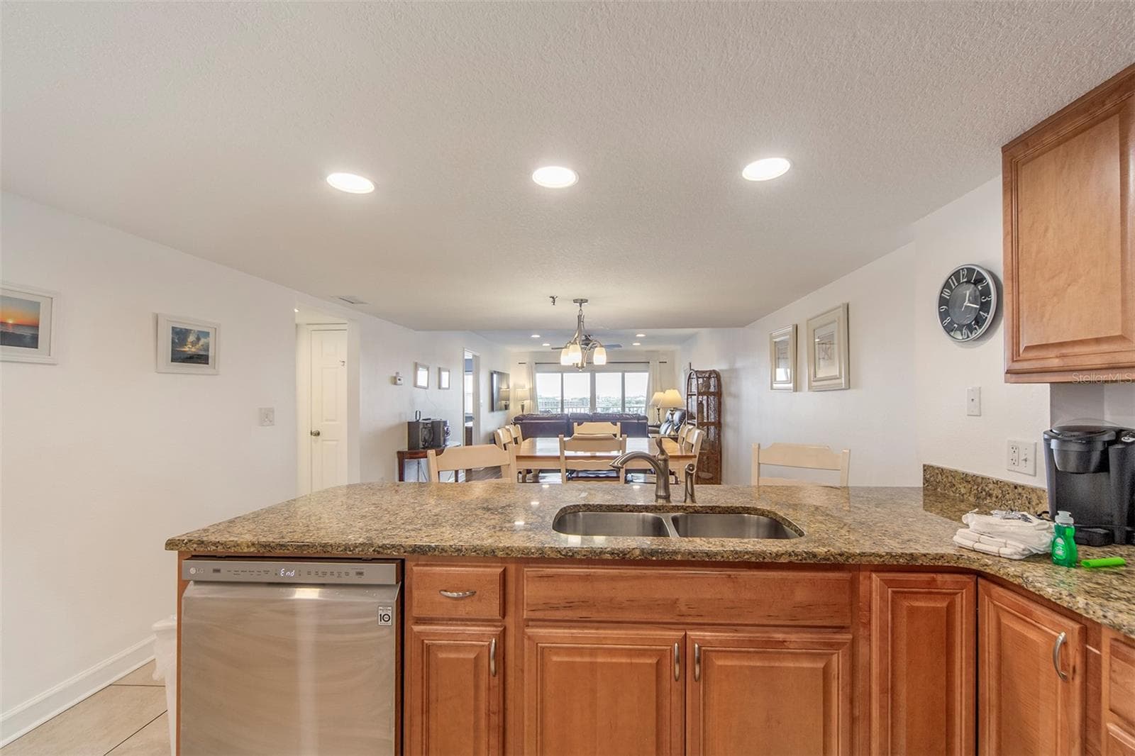 Condominium at 12901 GULF LN #503, MADEIRA BEACH, photo 4 of 28