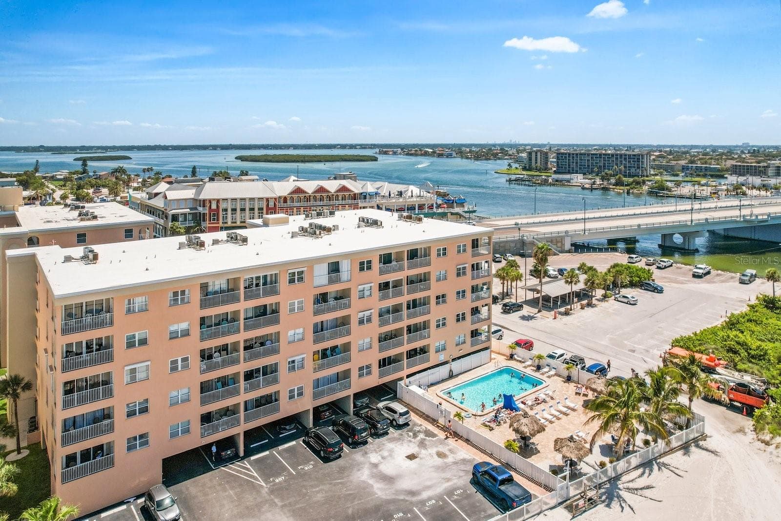 Condominium at 12901 GULF LN #503, MADEIRA BEACH, photo 19 of 28