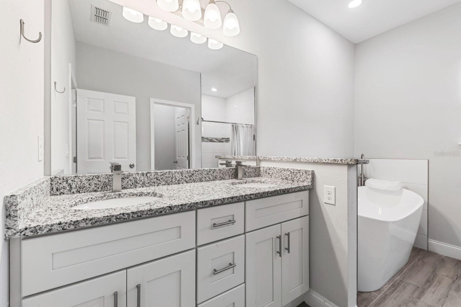 Single Family Residence at 638 GULL DR, KISSIMMEE, photo 22 of 35