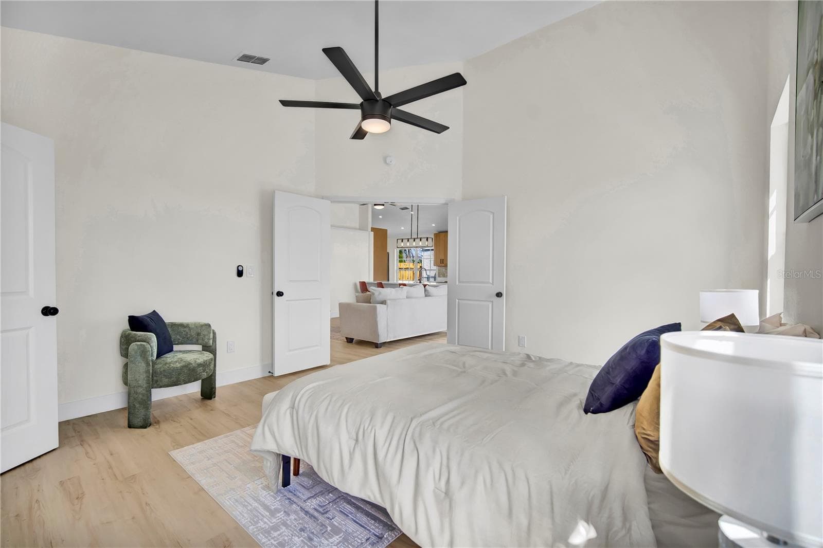 Single Family Residence at 8320 SOUTHERN FOREST DR, ORLANDO, photo 10 of 23
