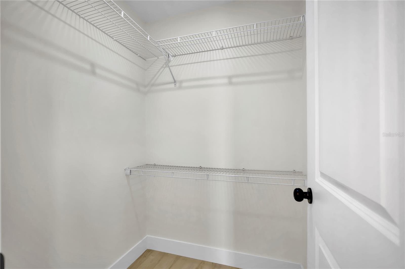 Walk-in master closet. - 8320 SOUTHERN FOREST DR, ORLANDO