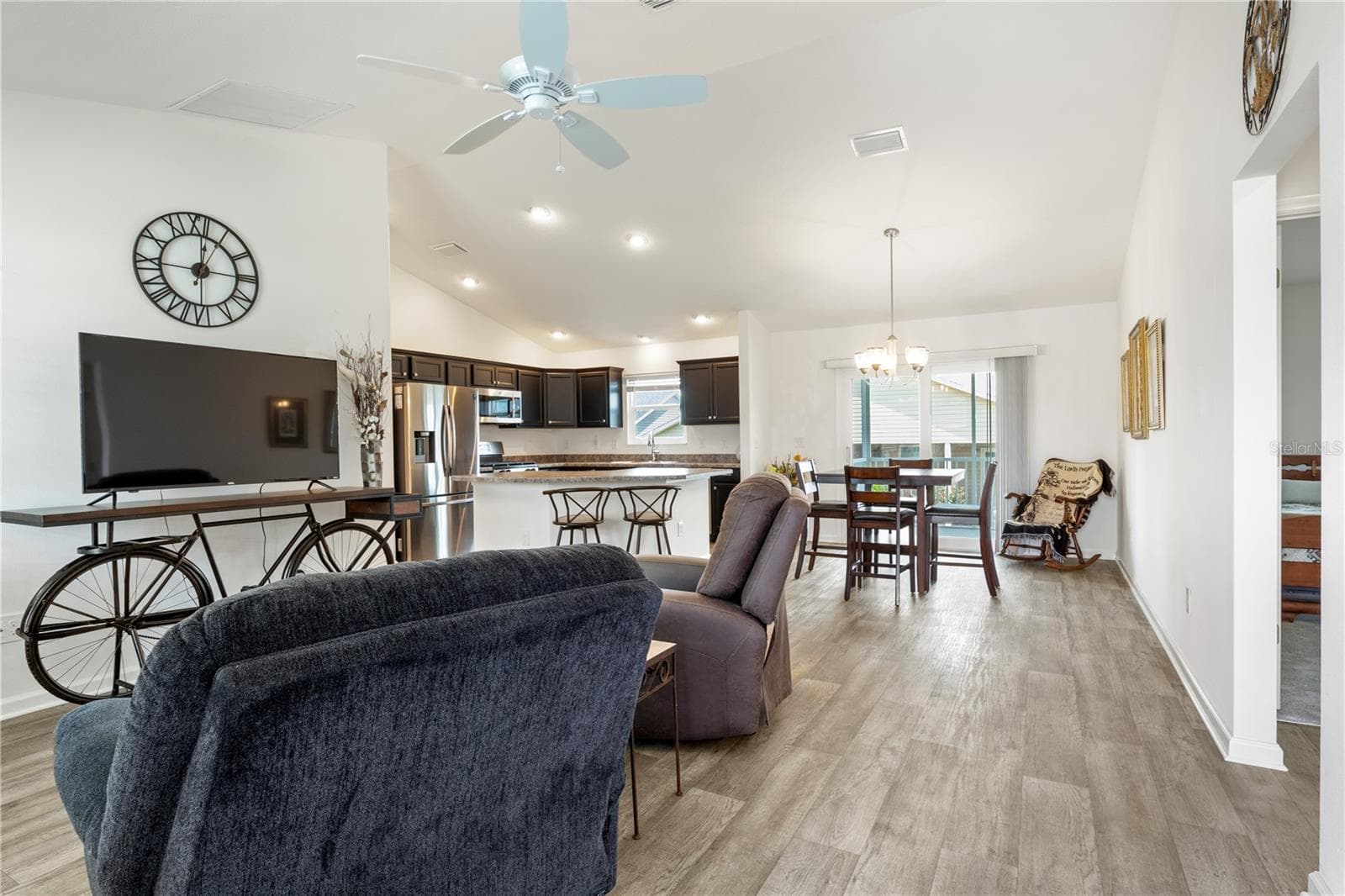Family Room from Entry - 301 KLAMUT CT, THE VILLAGES