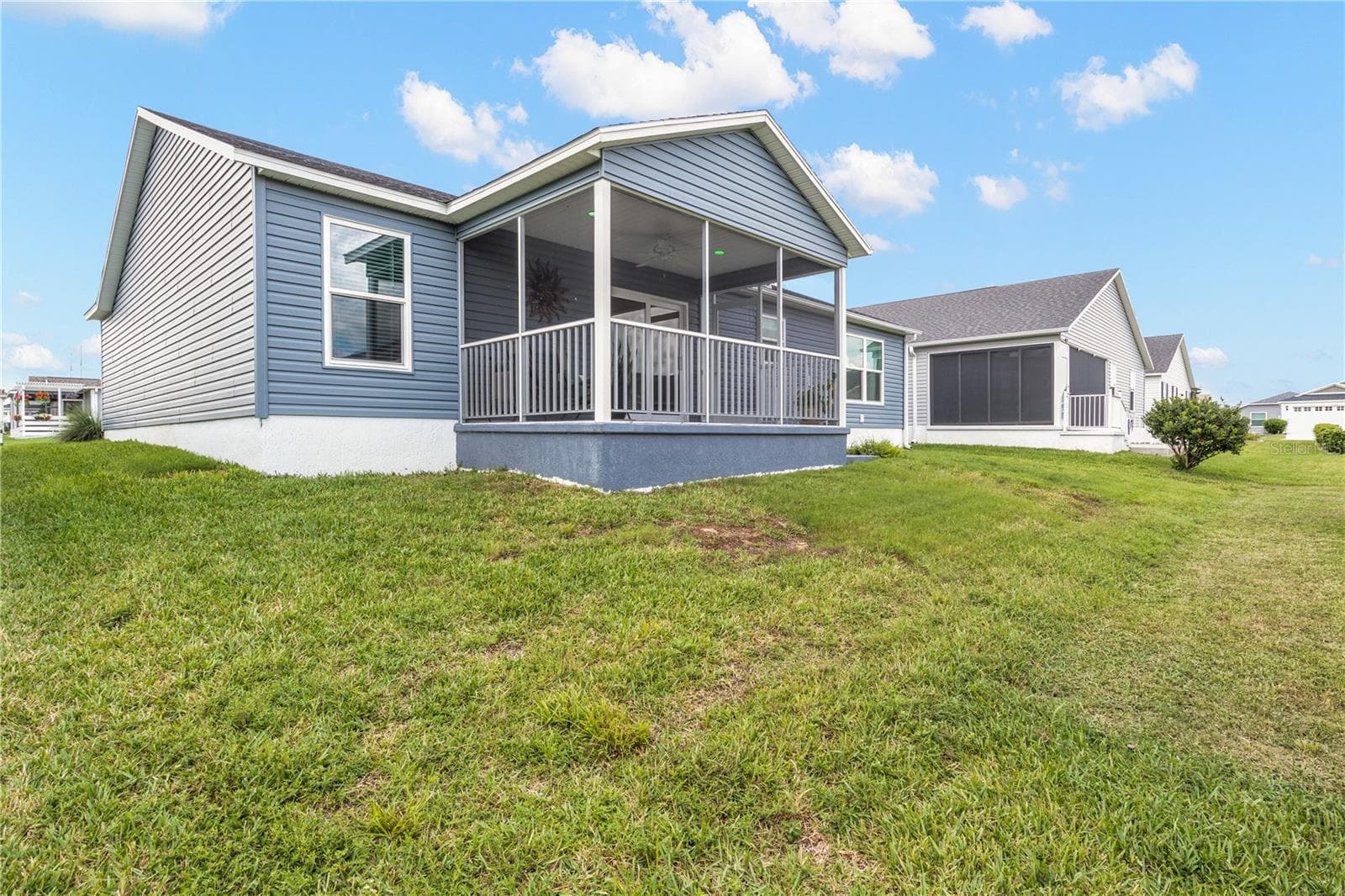 Single Family Residence at 301 KLAMUT CT, THE VILLAGES, photo 29 of 38