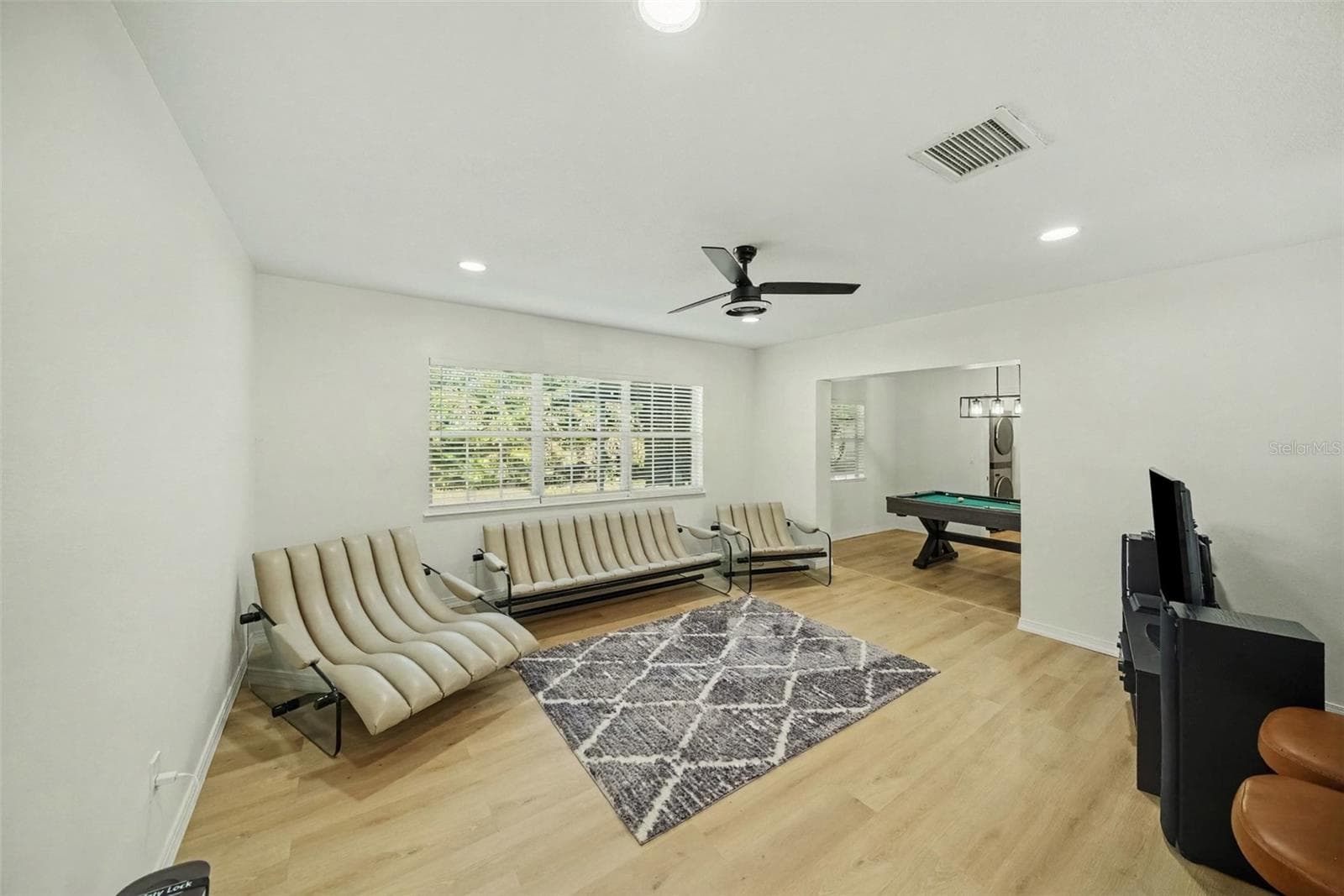 Single Family Residence at 4636 W BAY COURT AVE, TAMPA, photo 9 of 30