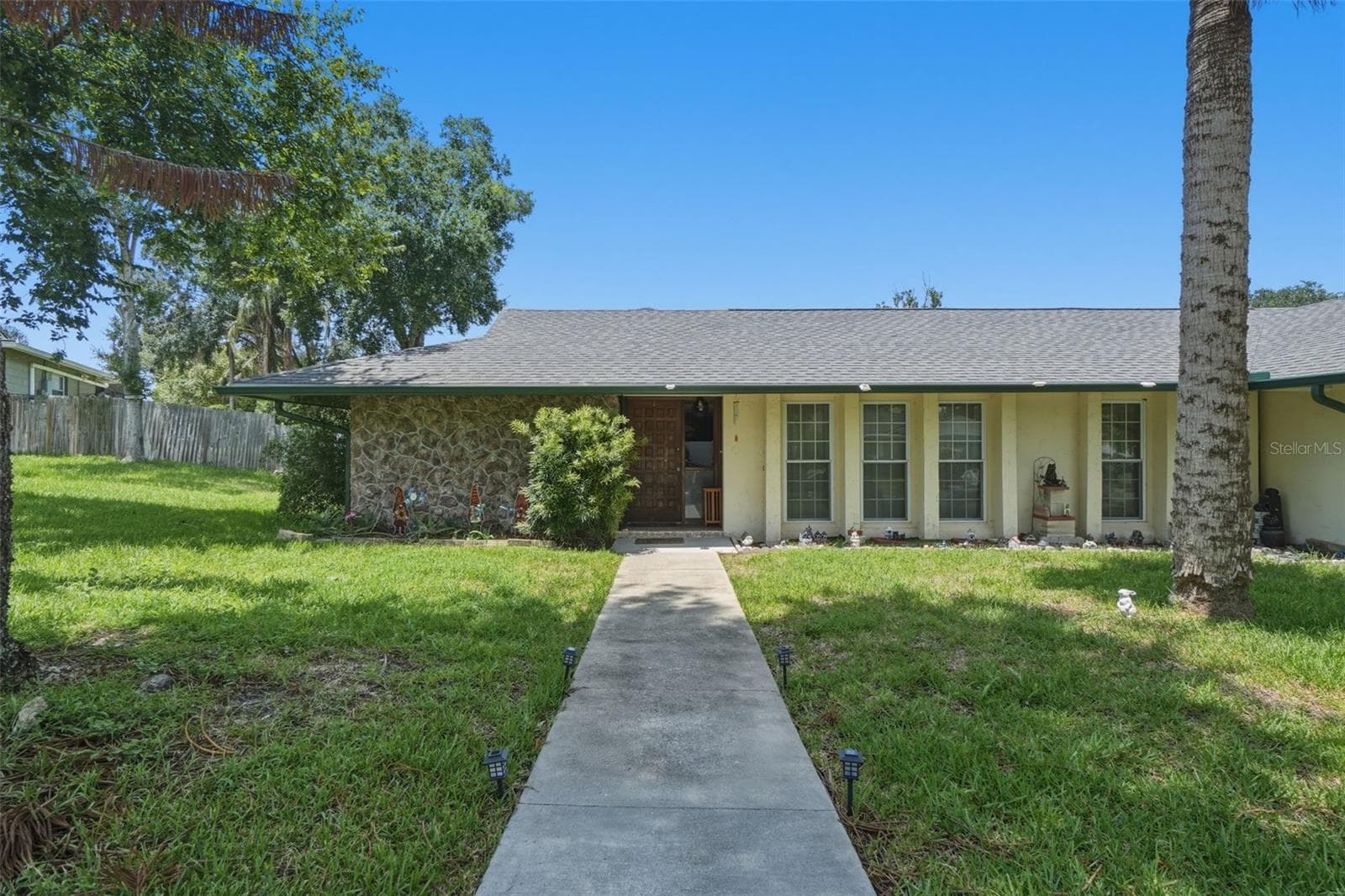 Single Family Residence at 701 MILAN CT, ALTAMONTE SPRINGS, photo 3 of 46