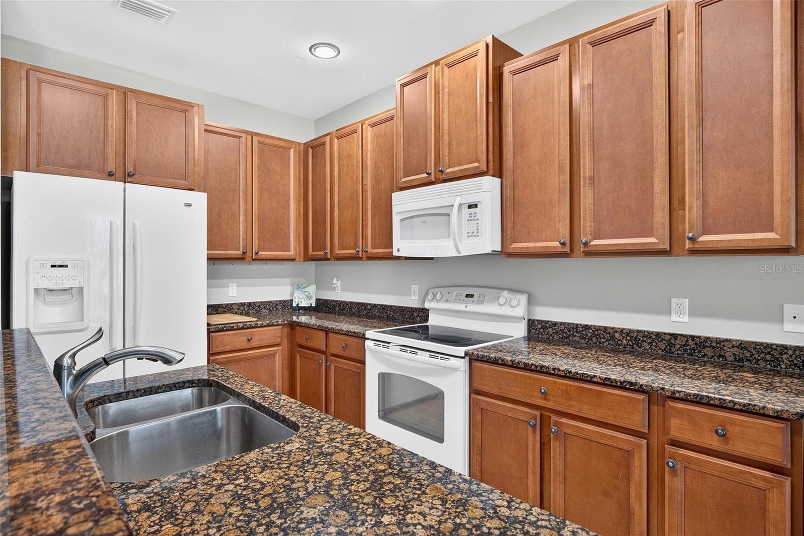 Single Family Residence at 24803 RIO VILLA LAKES CIR, PUNTA GORDA, photo 13 of 38