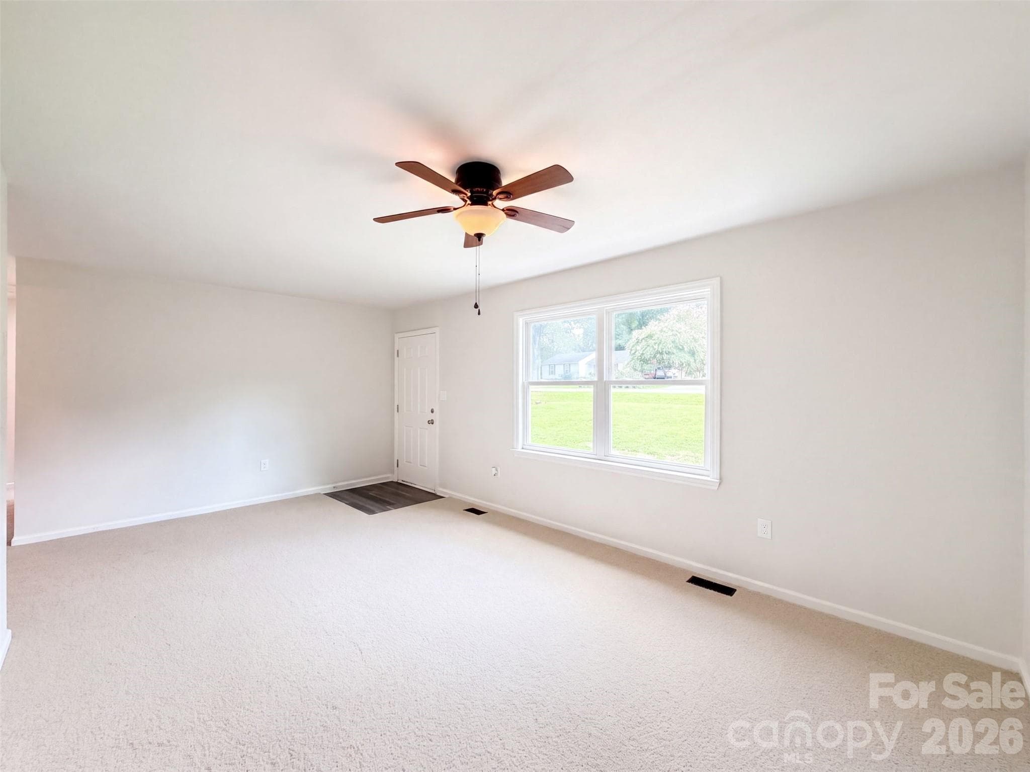Single Family Residence at 8332 Clear Meadow Lane, Charlotte, photo 3 of 15