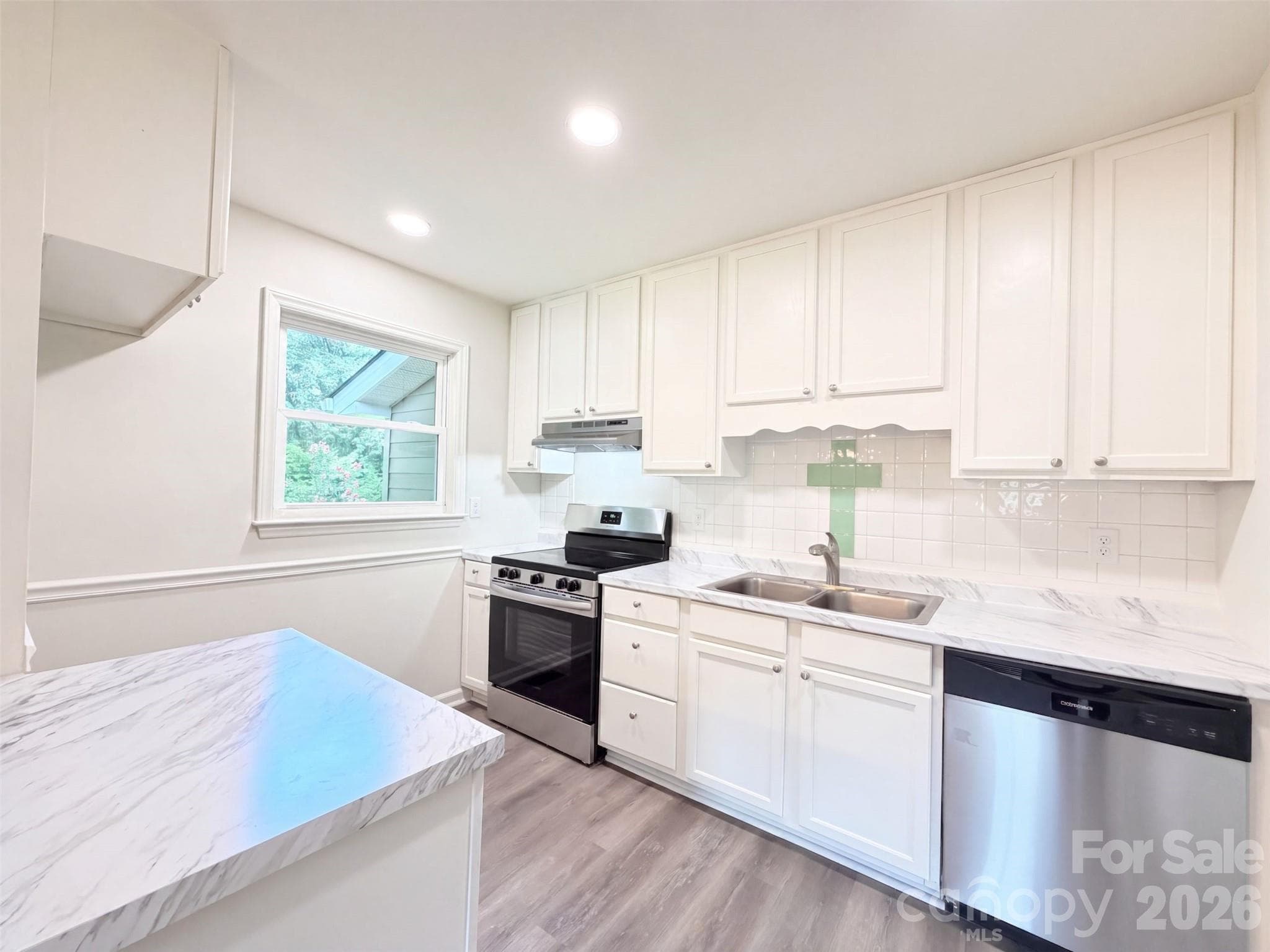 Single Family Residence at 8332 Clear Meadow Lane, Charlotte, photo 13 of 15
