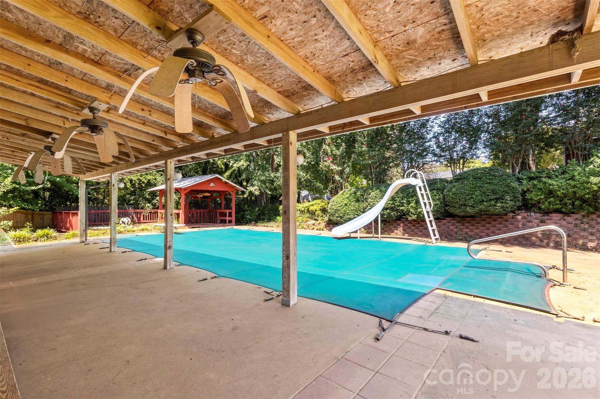 Single Family Residence at 320 Amhurst Drive, Kings Mountain, photo 21 of 24