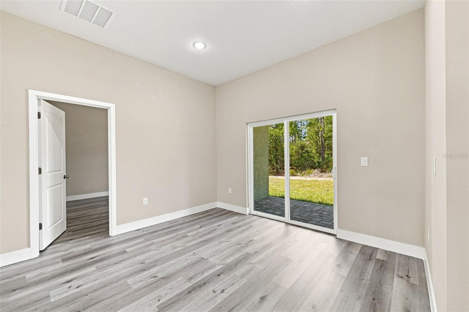 Single Family Residence at 748 MARION OAKS MNR, OCALA, photo 13 of 37