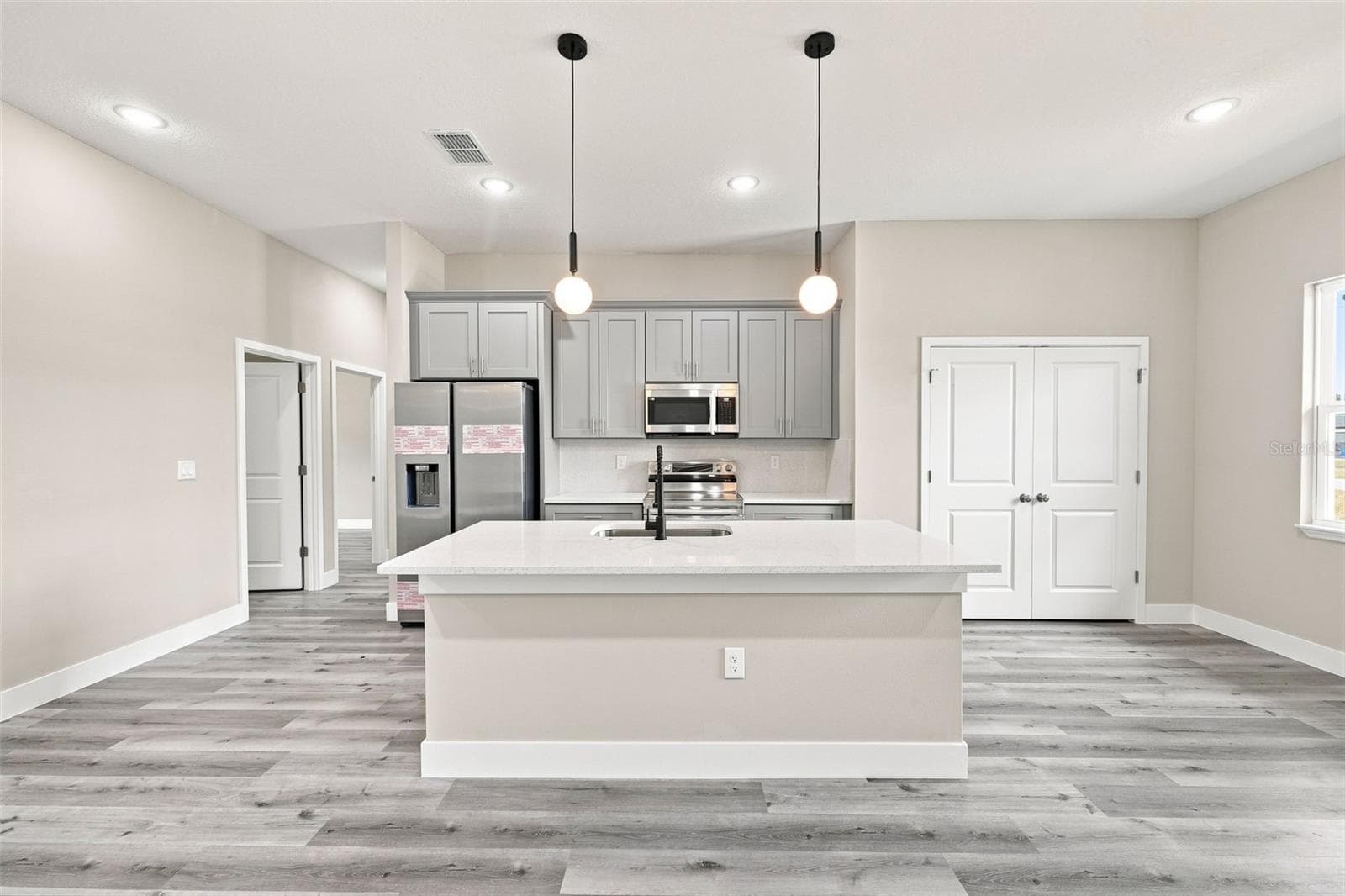 Single Family Residence at 748 MARION OAKS MNR, OCALA, photo 15 of 37