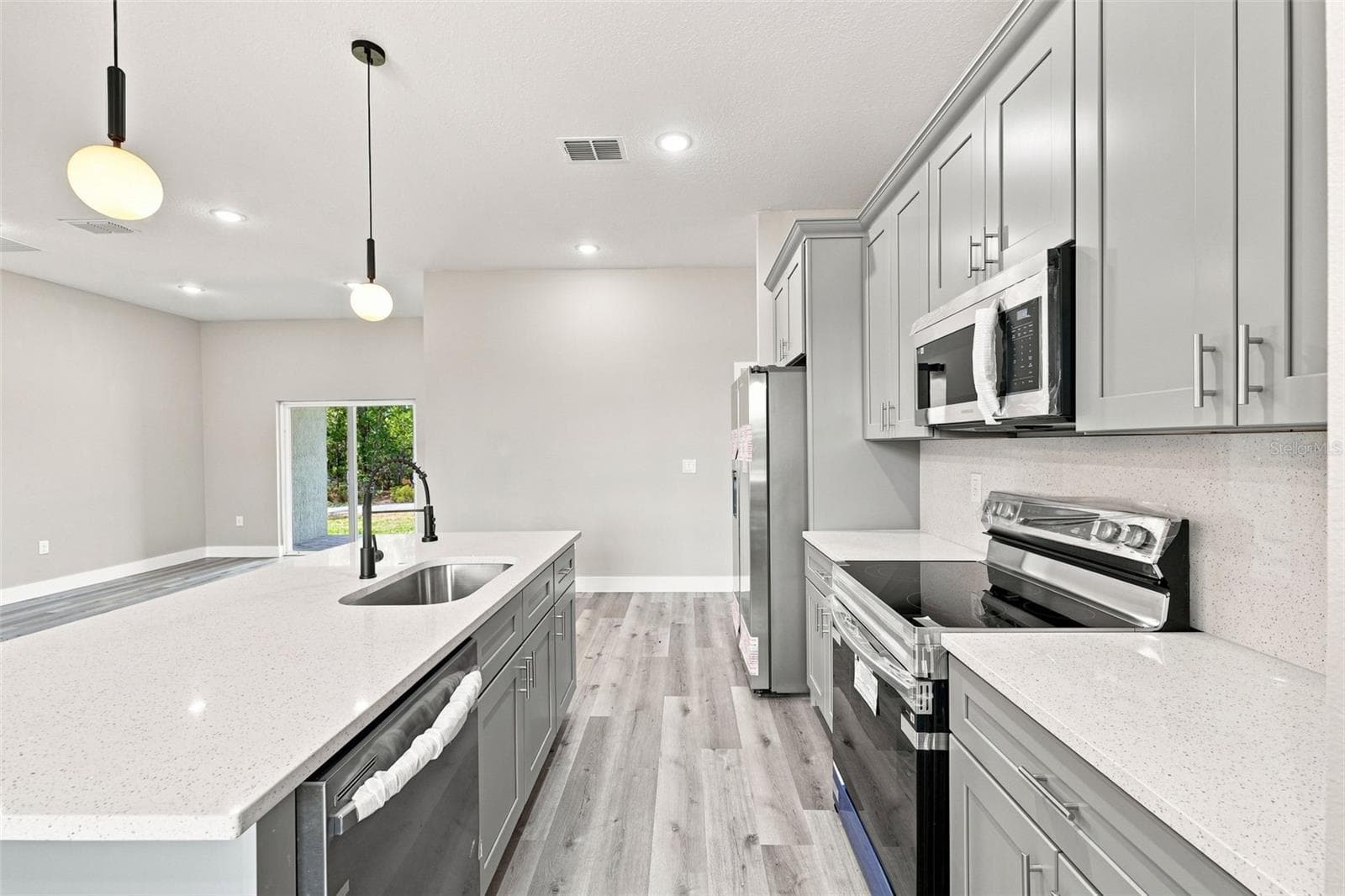 Single Family Residence at 748 MARION OAKS MNR, OCALA, photo 16 of 37