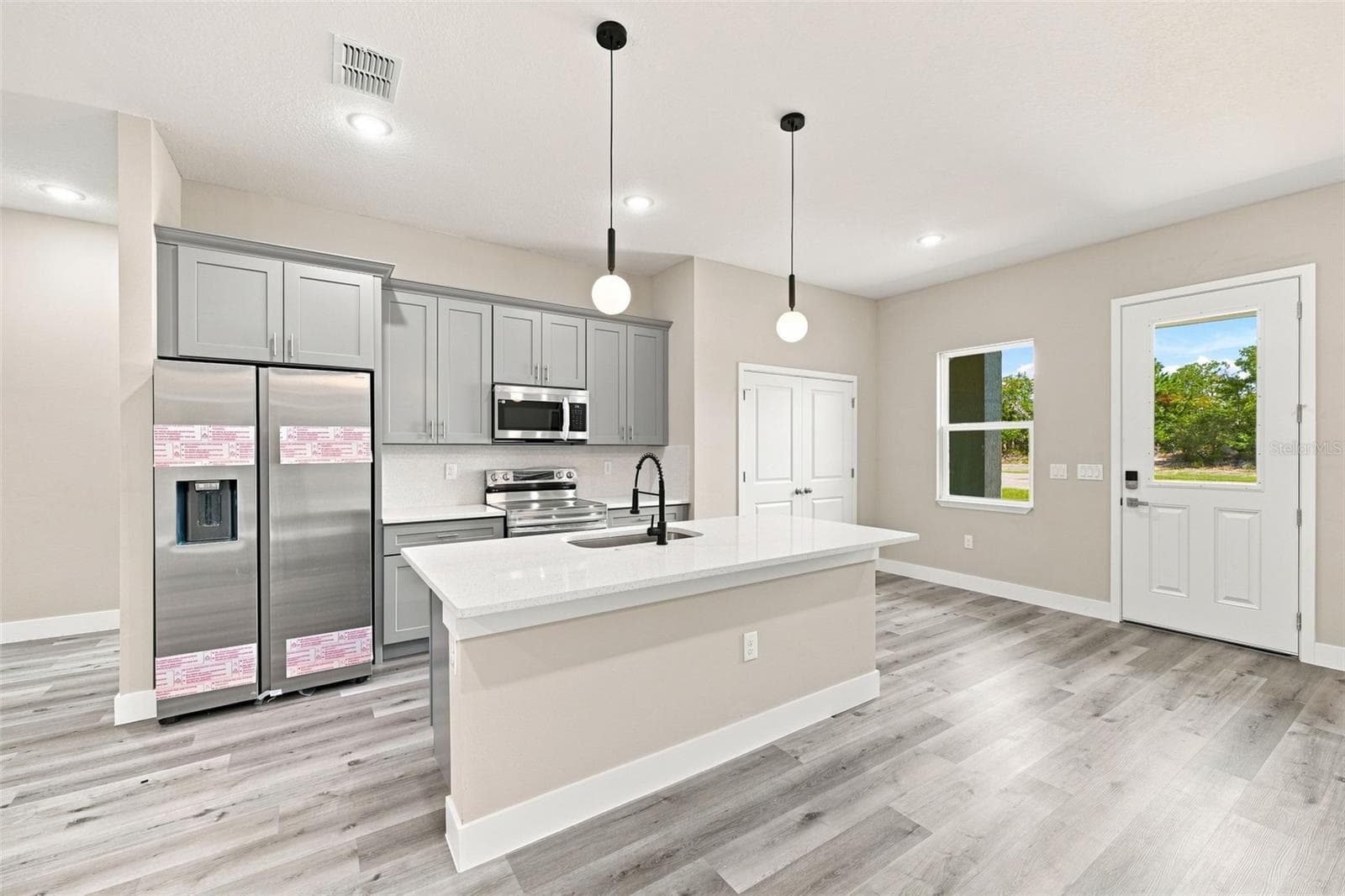 Single Family Residence at 748 MARION OAKS MNR, OCALA, photo 18 of 37