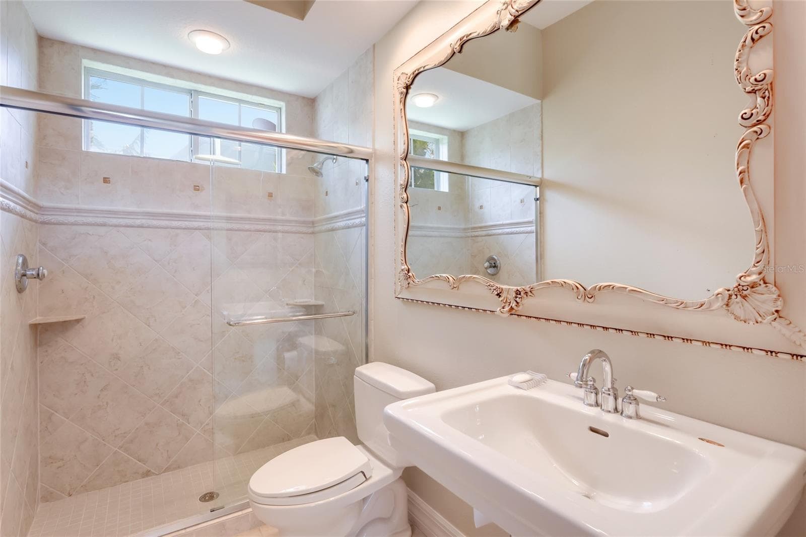 3rd Bathroom - 5904 RIVERVIEW BLVD, BRADENTON