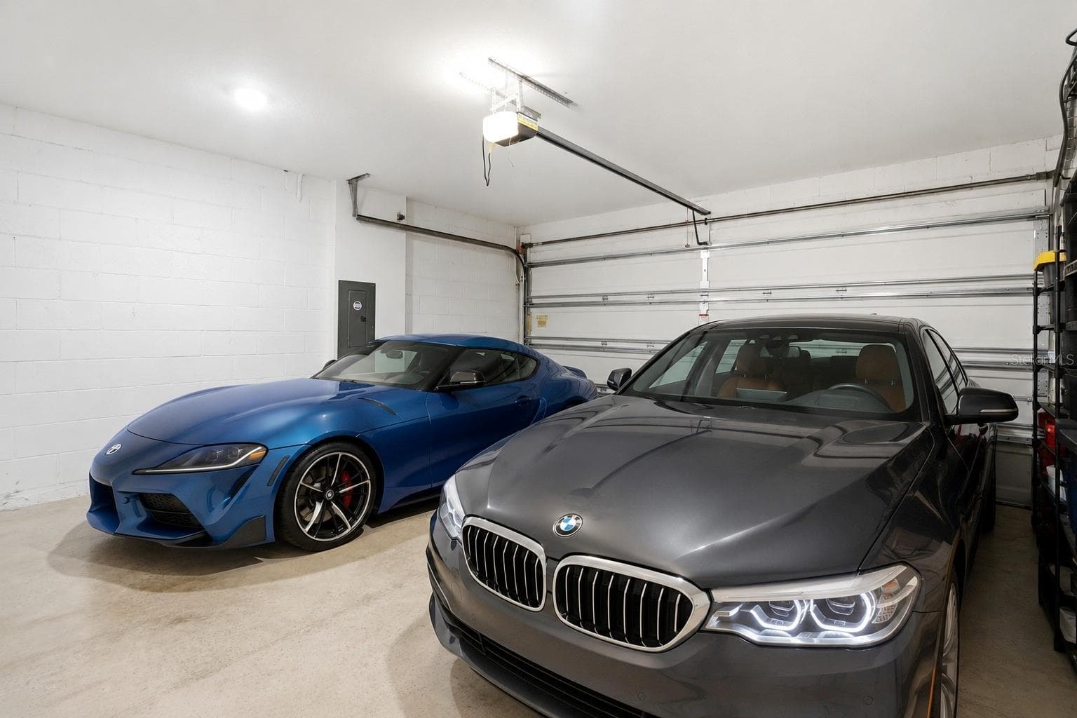 AI staged 2 car garage - 5282 NEIL DR, ST PETERSBURG