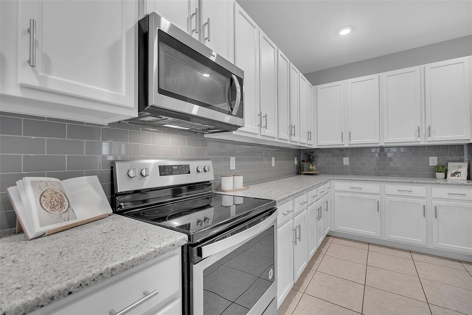 Single Family Residence at 4505 WINDY HAMMOCK WAY, PALMETTO, photo 18 of 45