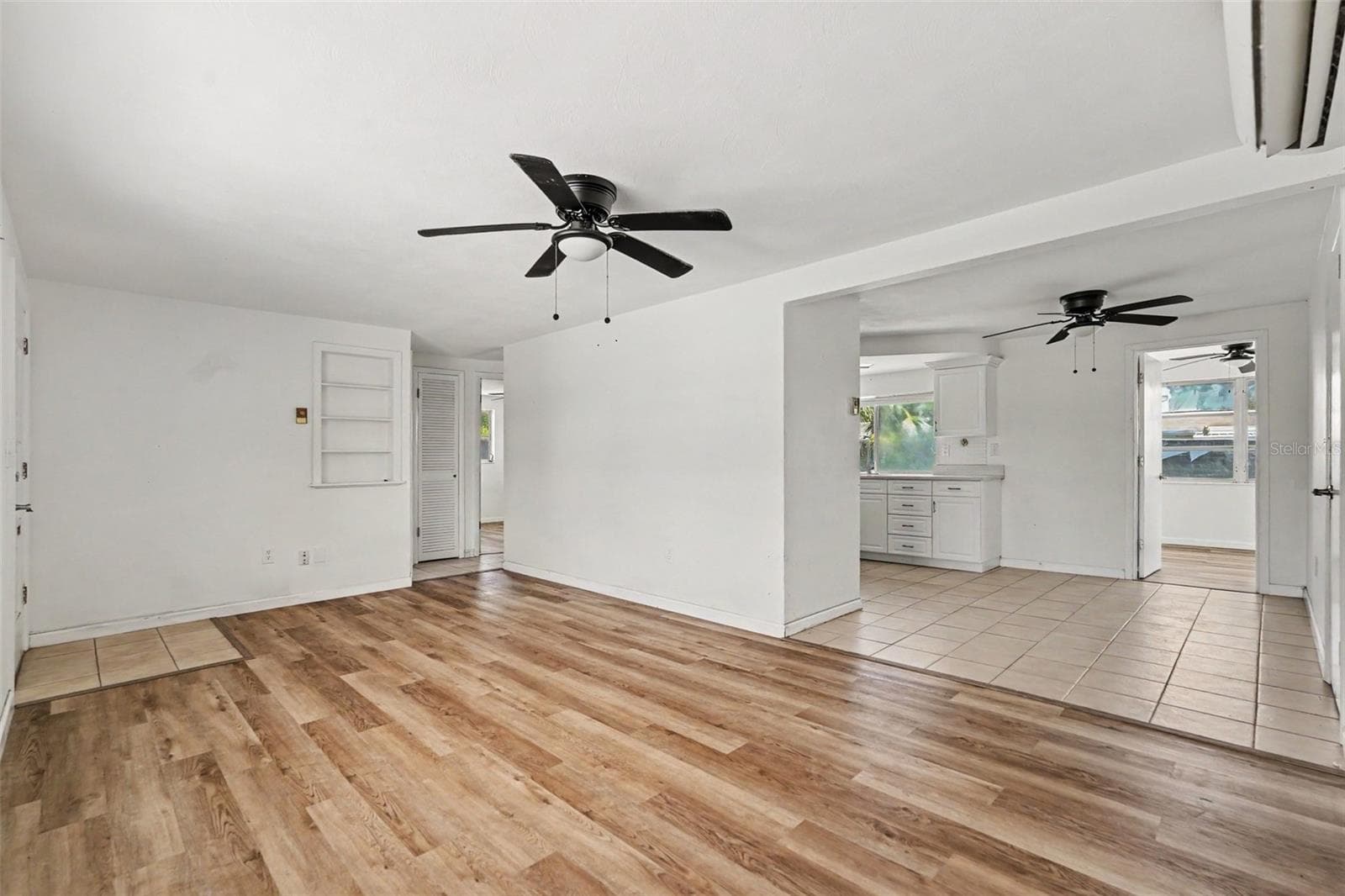 Single Family Residence at 3630 WINDER DR, HOLIDAY, photo 6 of 21