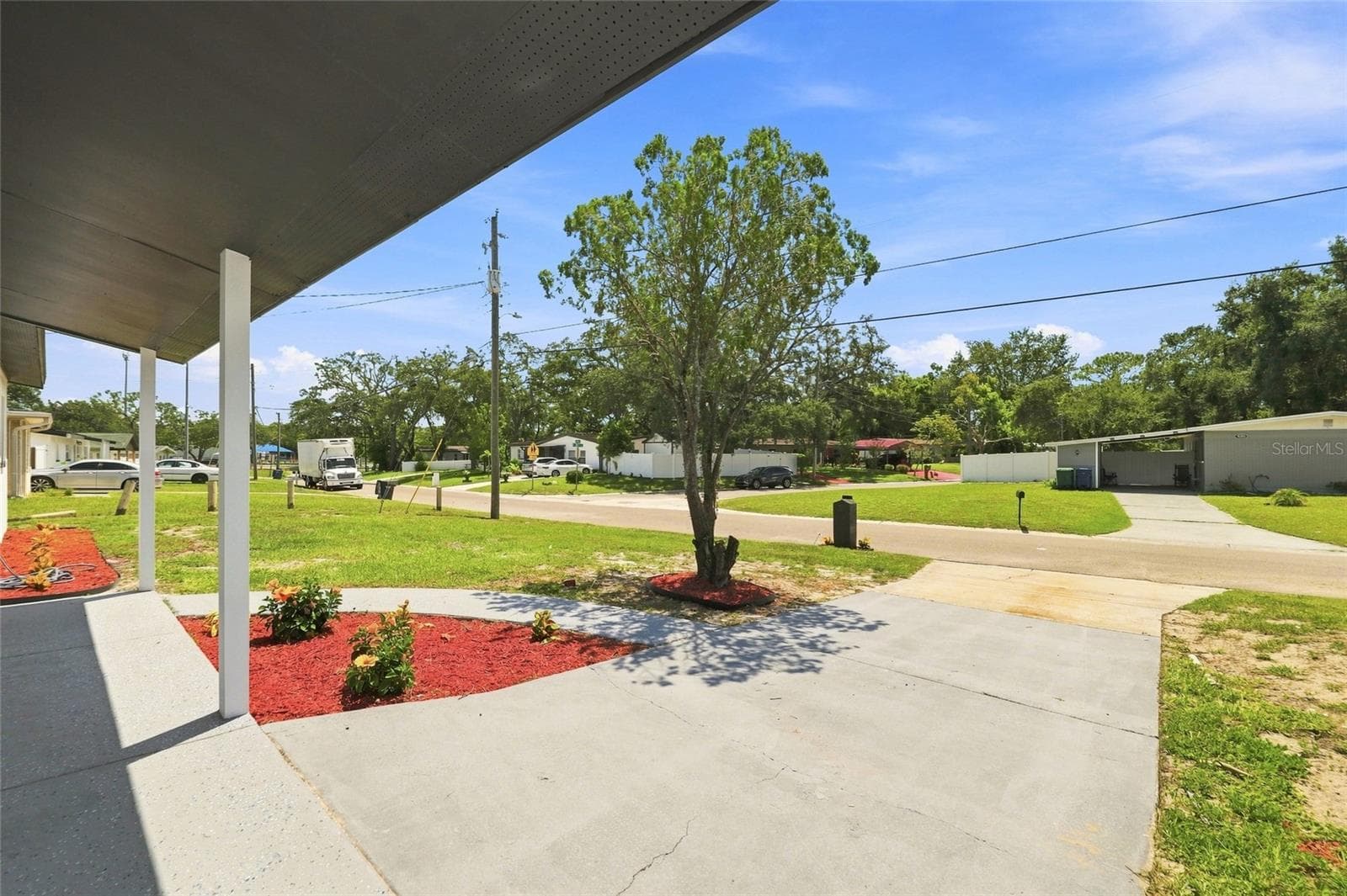 Single Family Residence at 1916 MARVY AVE, TAMPA, photo 5 of 34