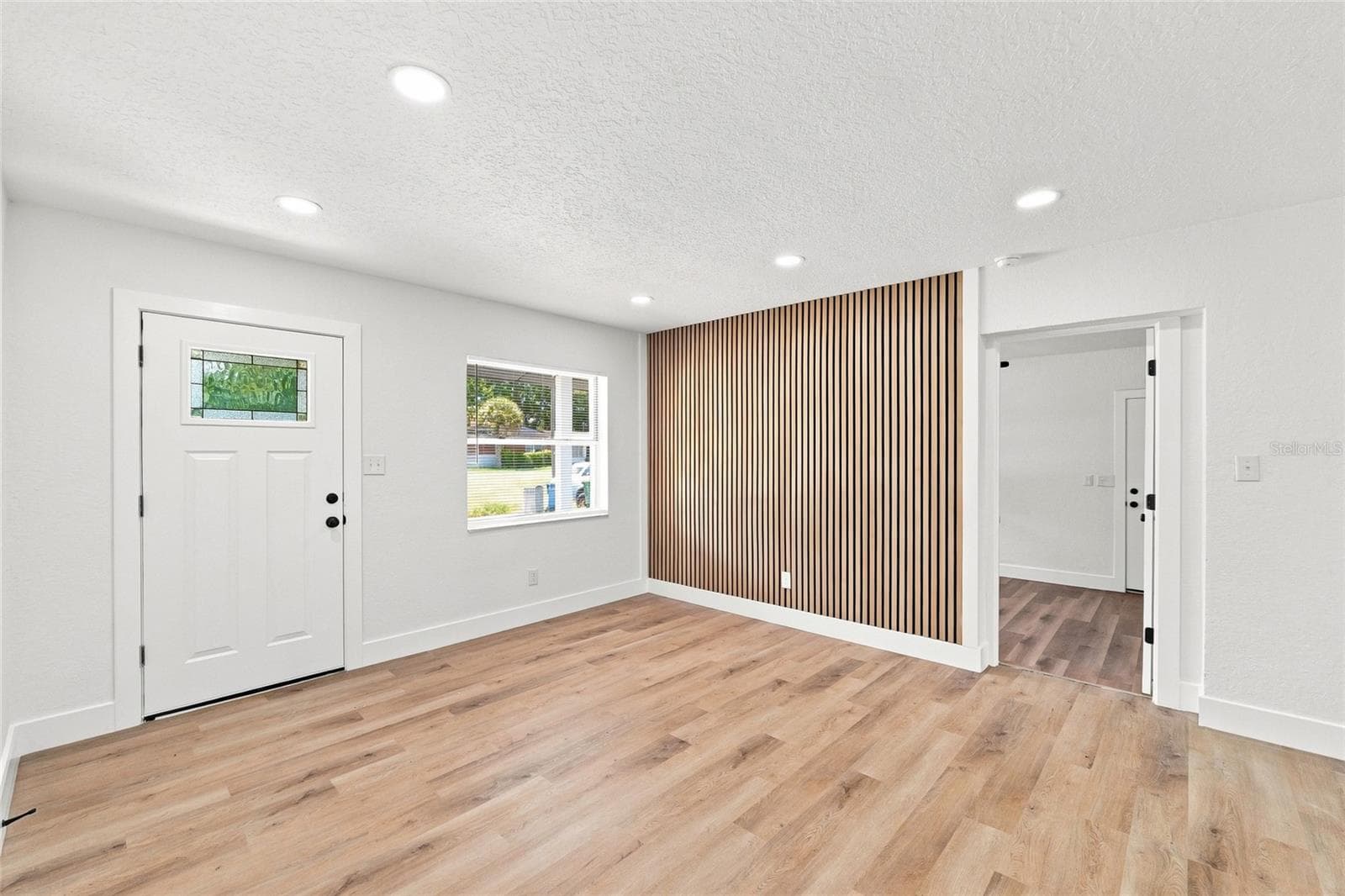 Single Family Residence at 1916 MARVY AVE, TAMPA, photo 9 of 34