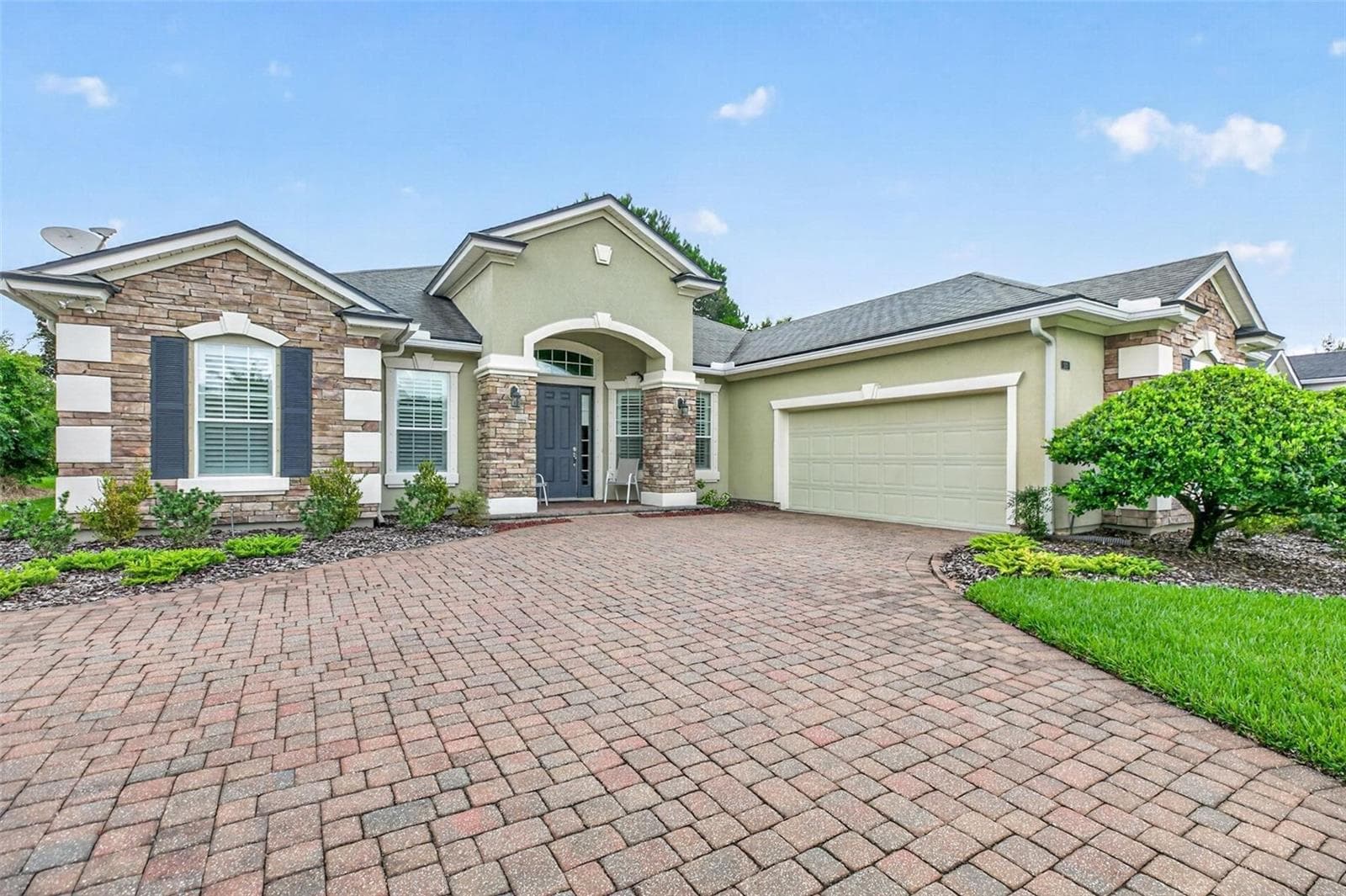 533 CHRISTINA DR
