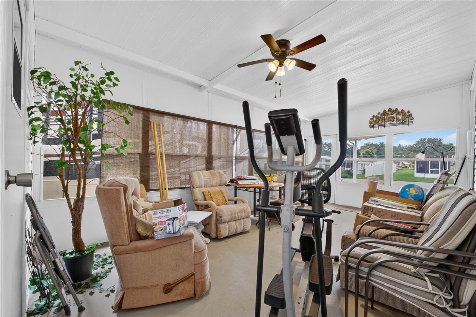 Manufactured Home at 39200 OLA AVE, ZEPHYRHILLS, photo 37 of 49