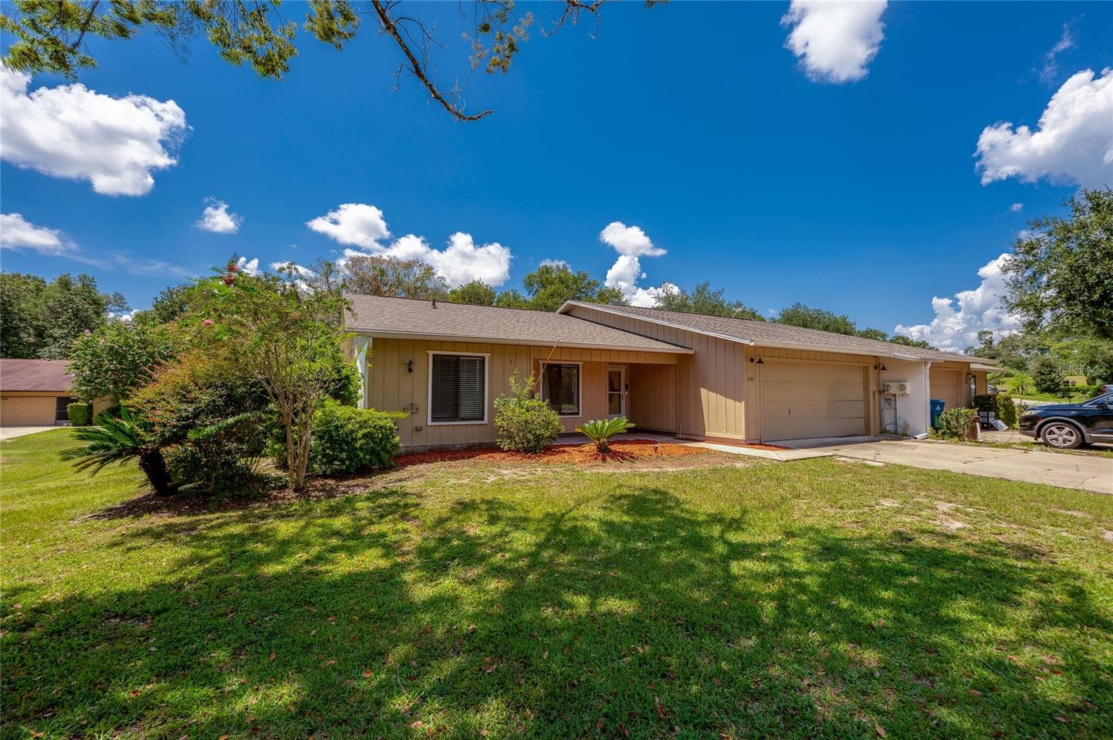 Villa at 1040 W VILLAGE GREEN RD, DELAND, photo 3 of 60