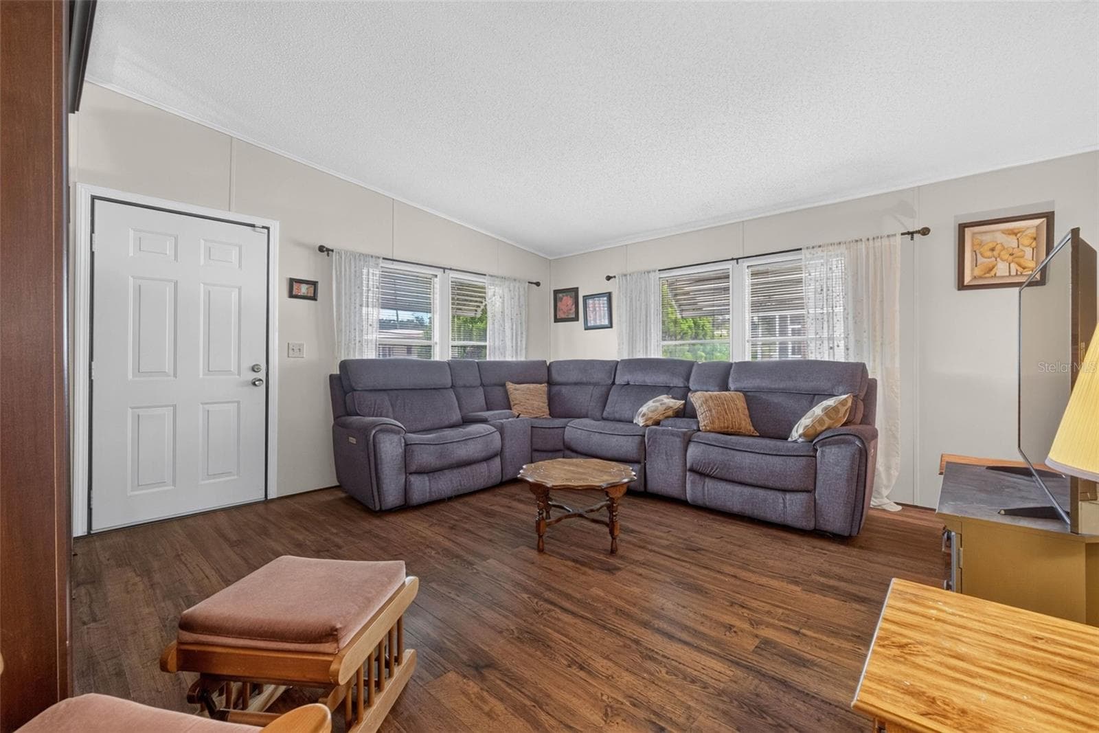 Manufactured Home at 39200 OLA AVE, ZEPHYRHILLS, photo 10 of 49