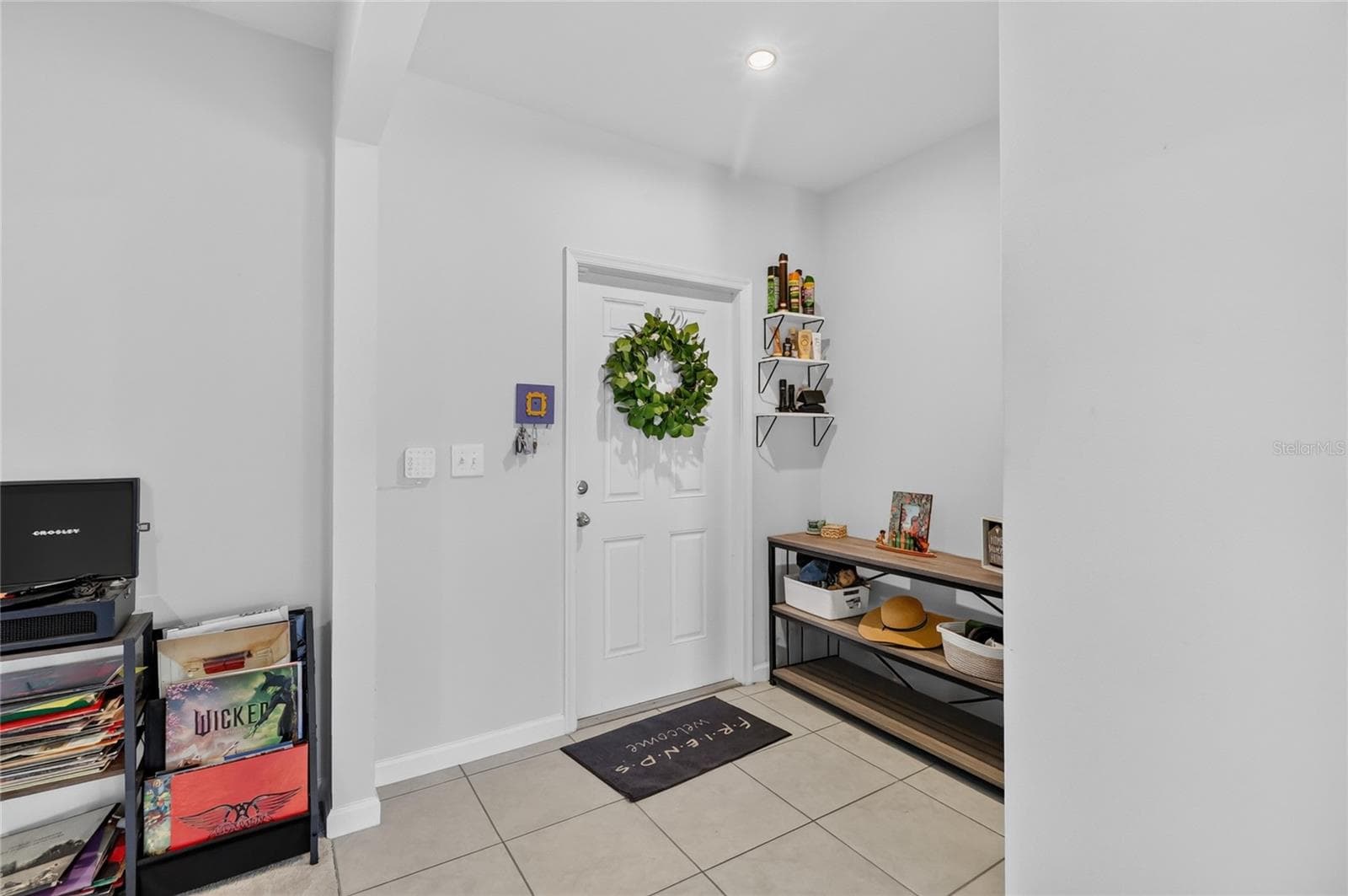 Single Family Residence at 662 EAGLE LANDING BLVD, WINTER HAVEN, photo 10 of 53