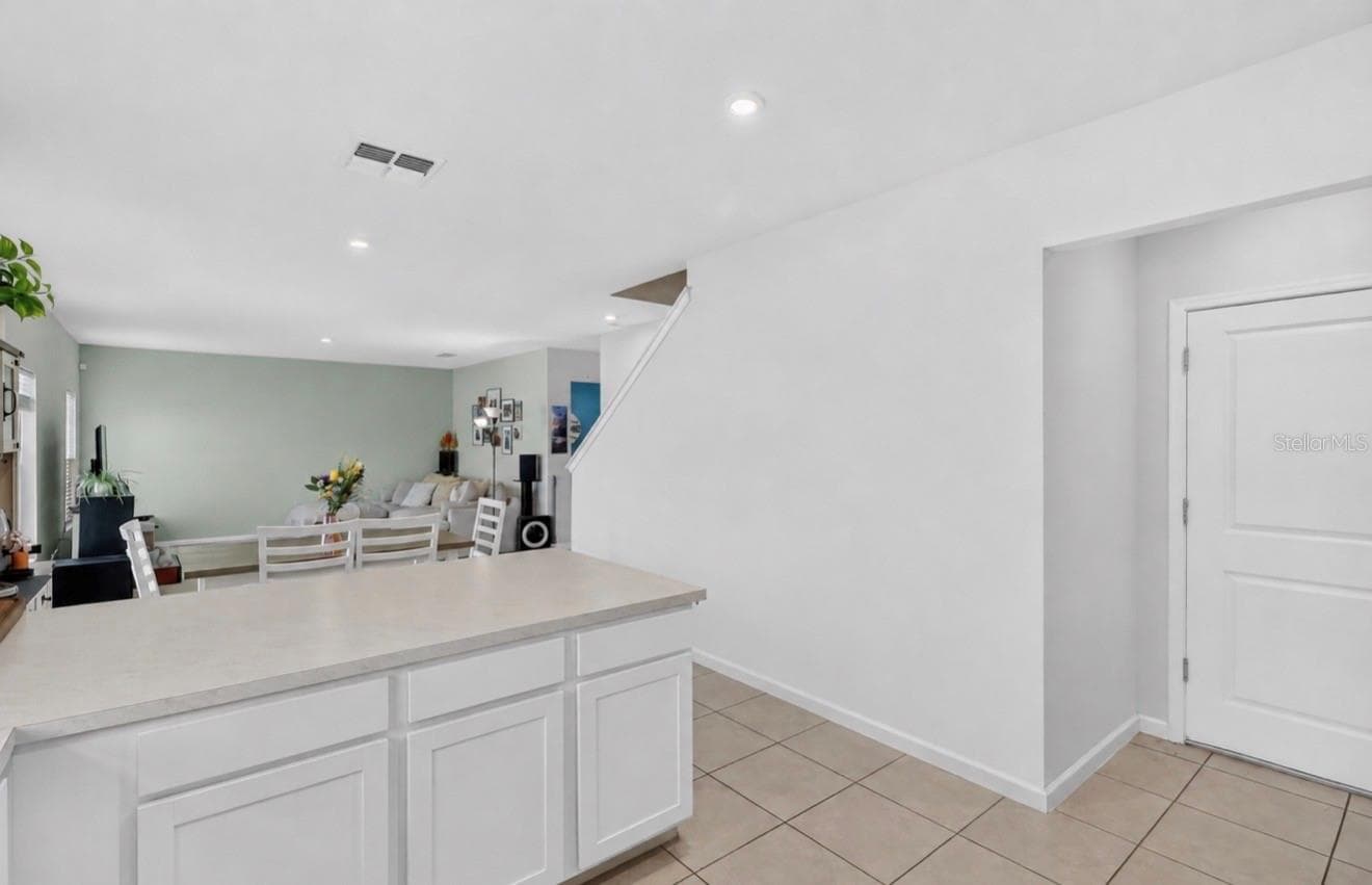 Single Family Residence at 662 EAGLE LANDING BLVD, WINTER HAVEN, photo 24 of 53