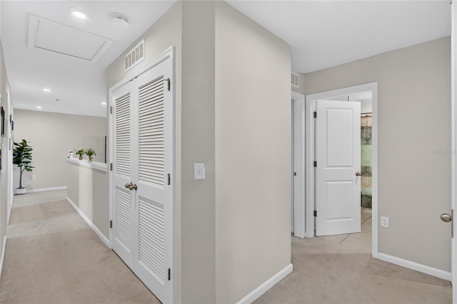 Single Family Residence at 662 EAGLE LANDING BLVD, WINTER HAVEN, photo 39 of 53