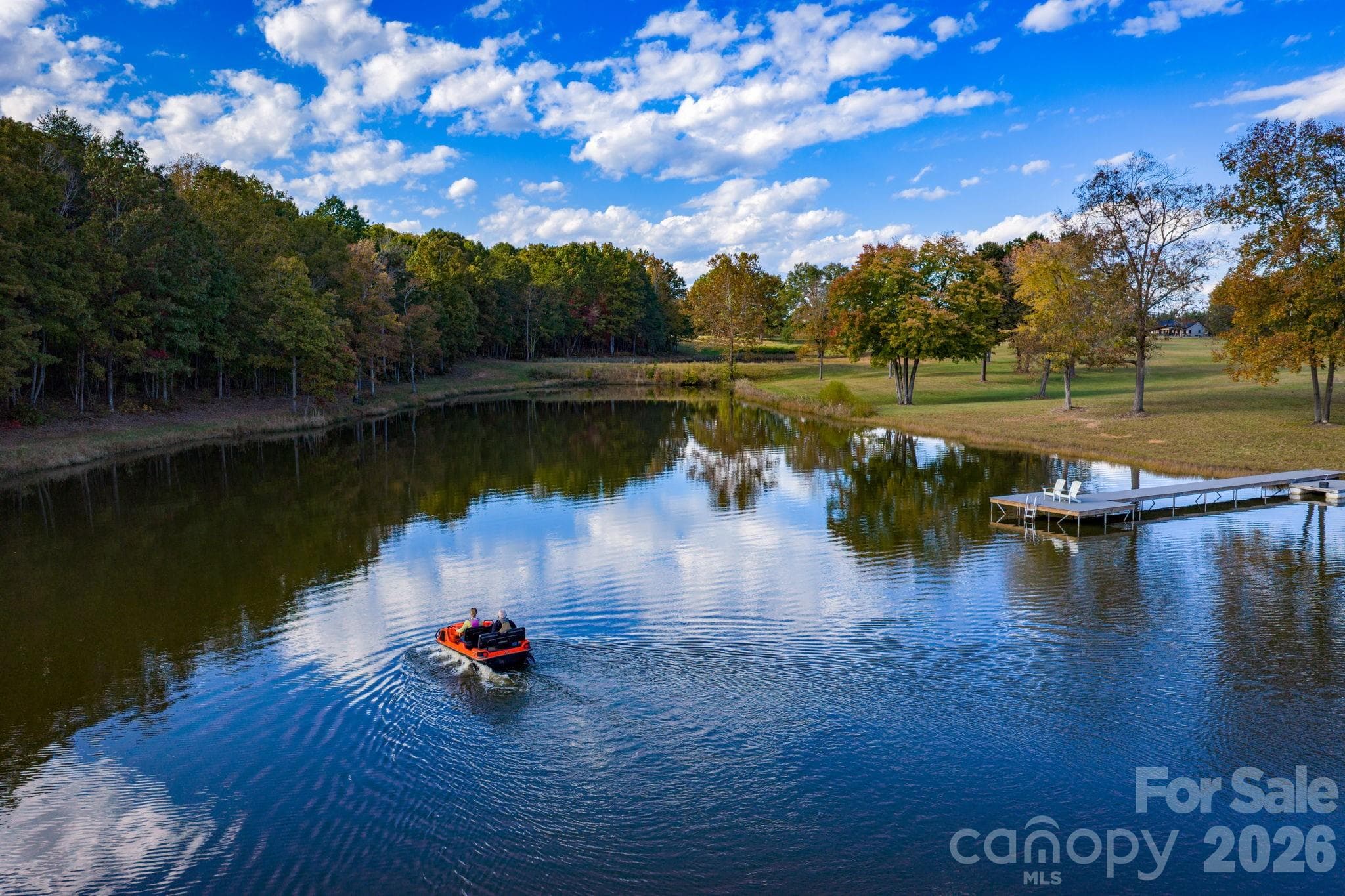 Kayaking, amphibious fun, fishing, paddle boarding, etc. - 1260 Beaver Island Trail Road, Walnut Cove