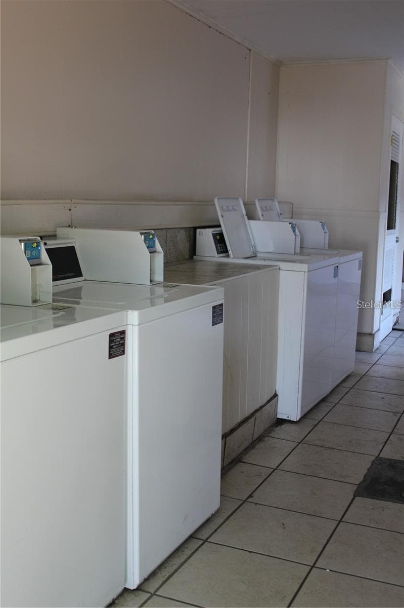 Condominium at 8542 10TH ST N #C, ST PETERSBURG, photo 22 of 22