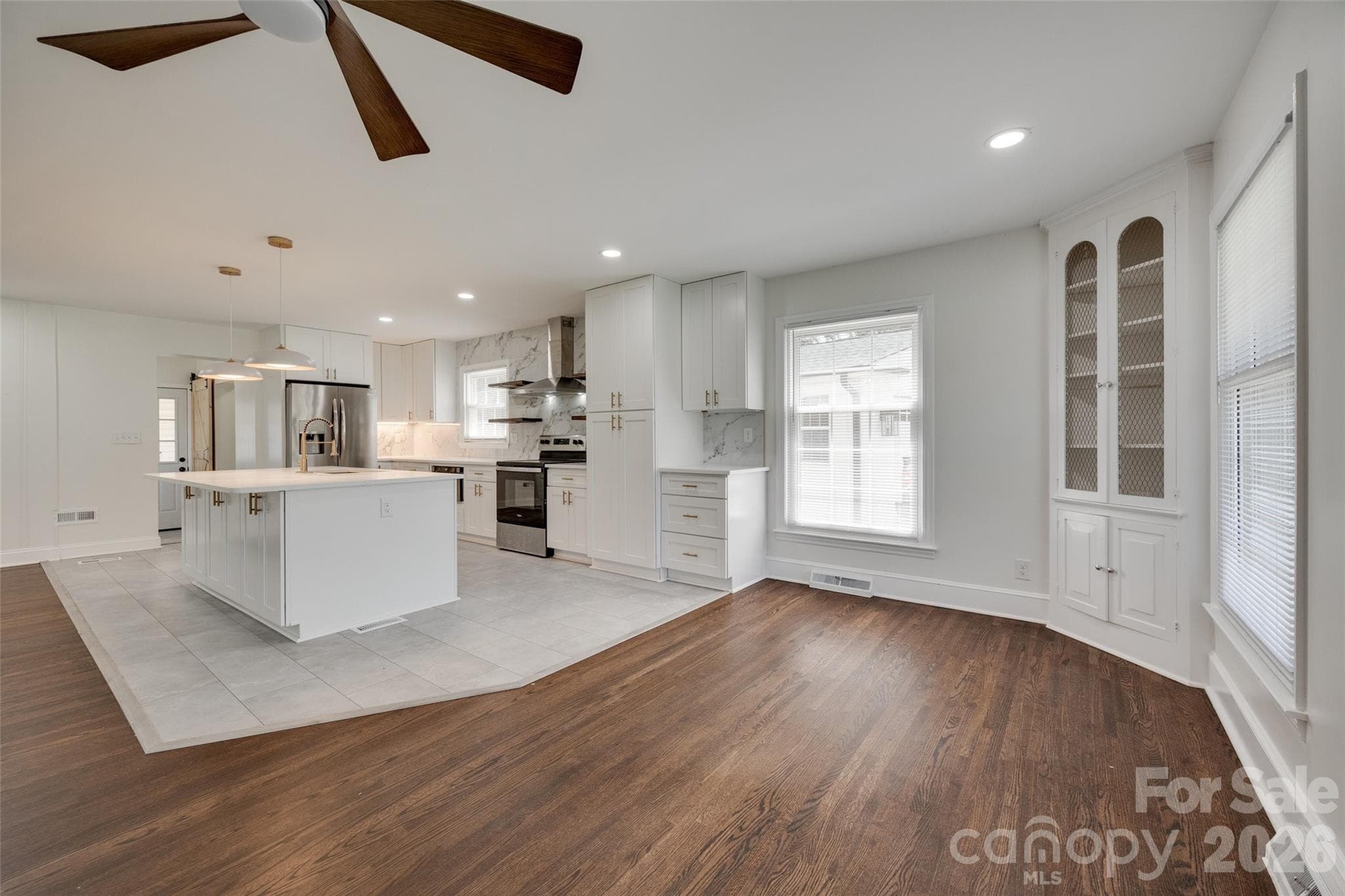 Single Family Residence at Charlotte, photo 22 of 62