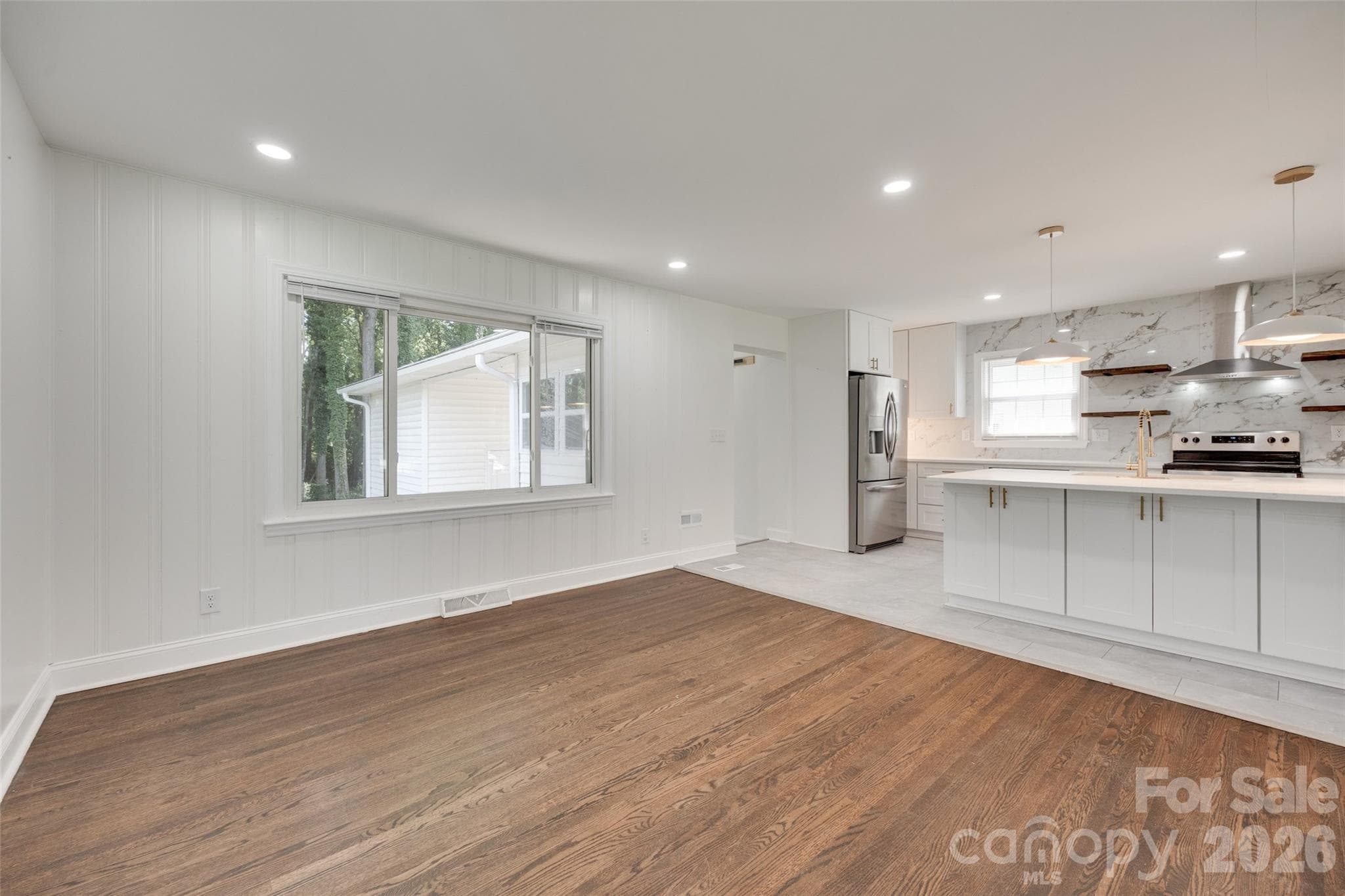 Single Family Residence at Charlotte, photo 18 of 62