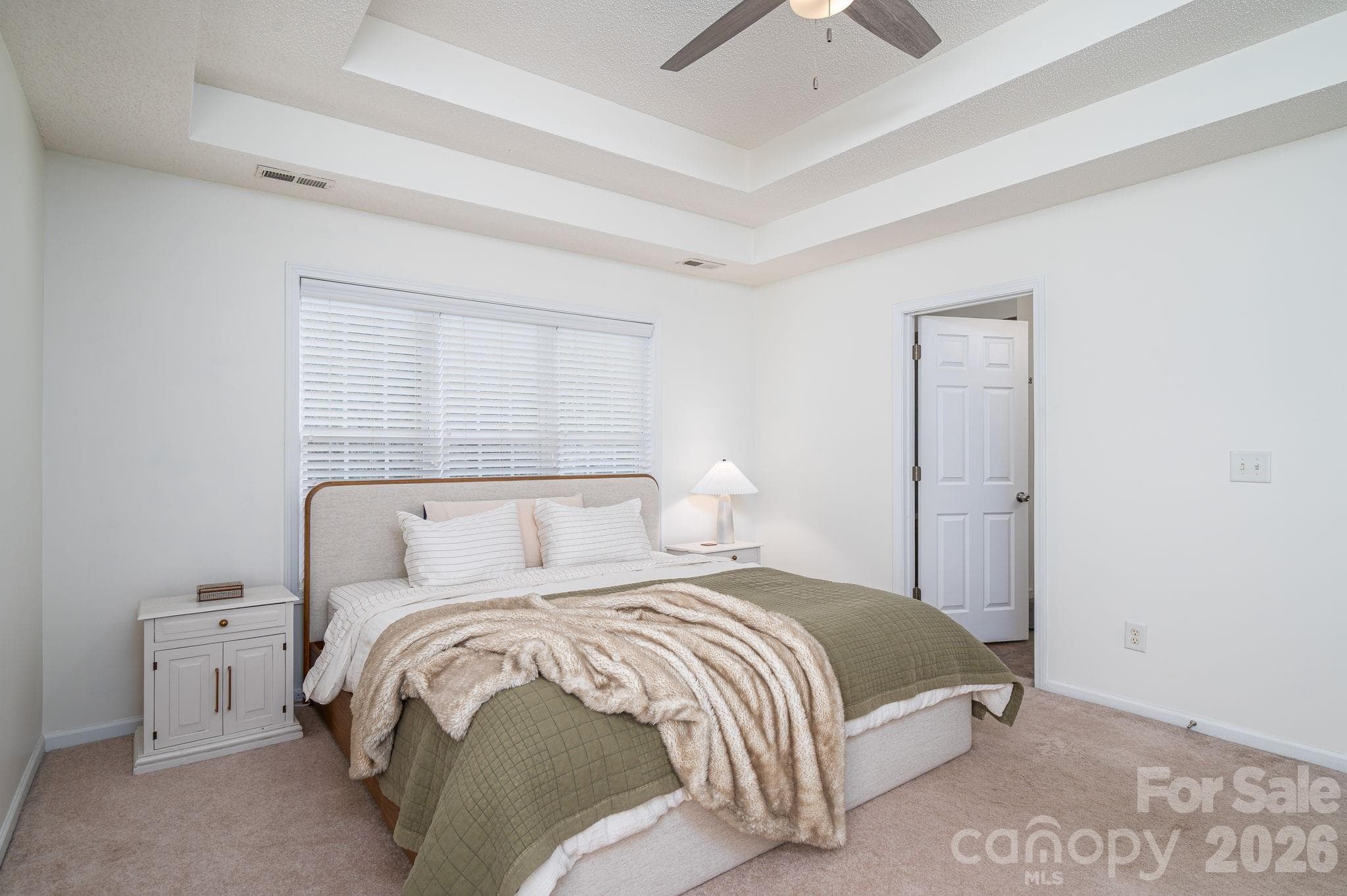 Single Family Residence at 908 Carole Summey Drive, Dallas, photo 42 of 48