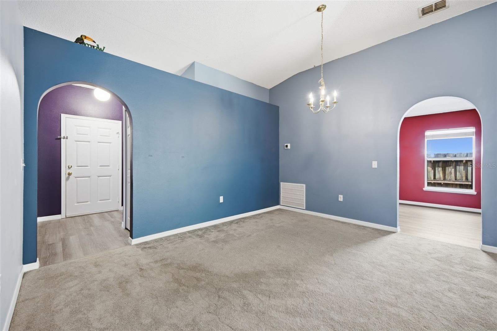 Single Family Residence at 10412 FLY FISHING ST, RIVERVIEW, photo 10 of 55