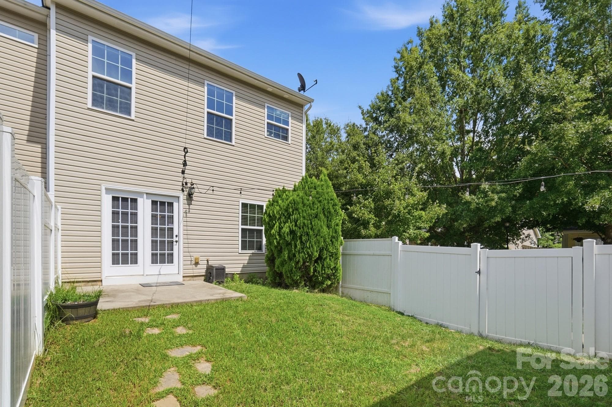 Townhouse at 6564 Hasley Woods Drive, Huntersville, photo 42 of 45